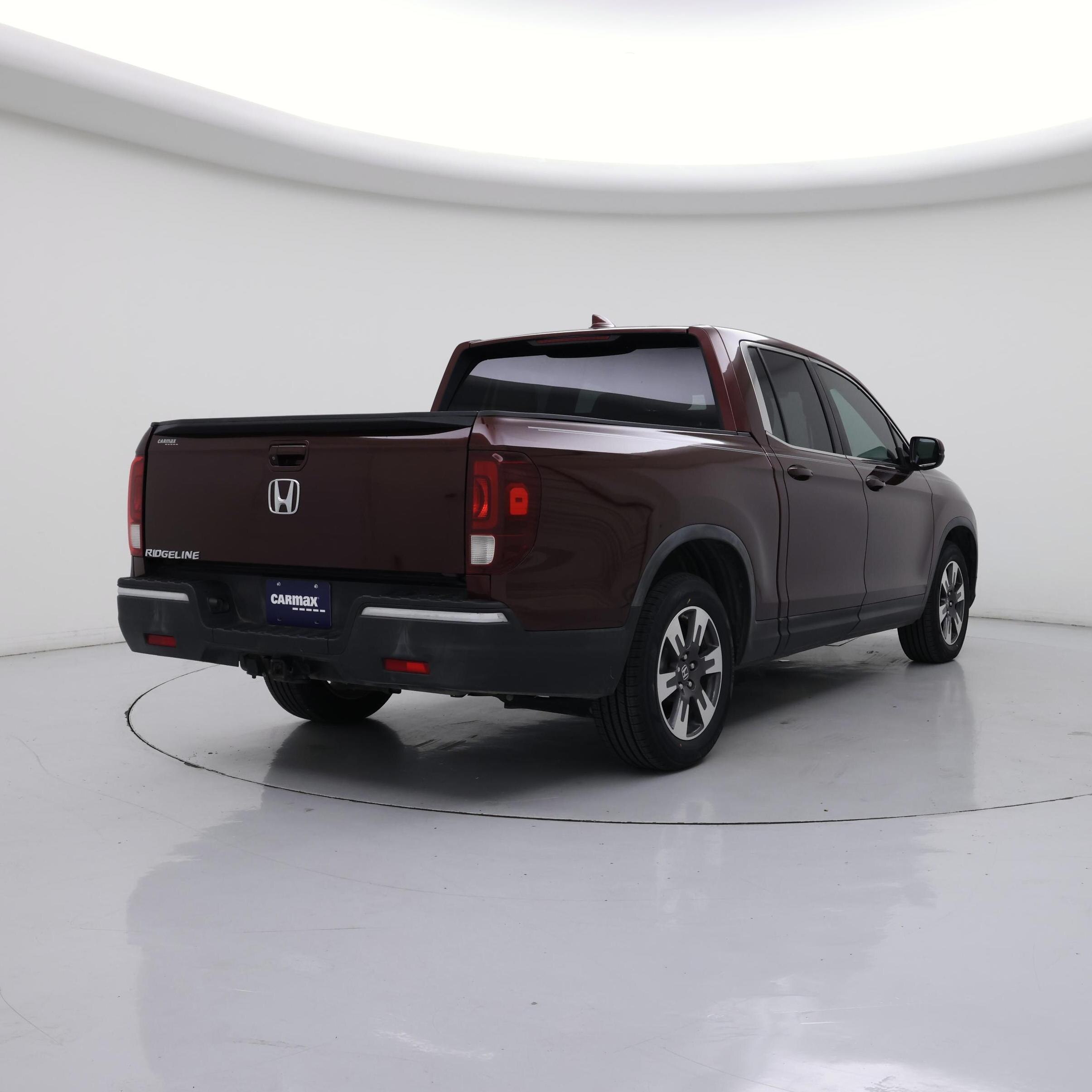 Thumbnail: 2017 Honda Ridgeline - 8