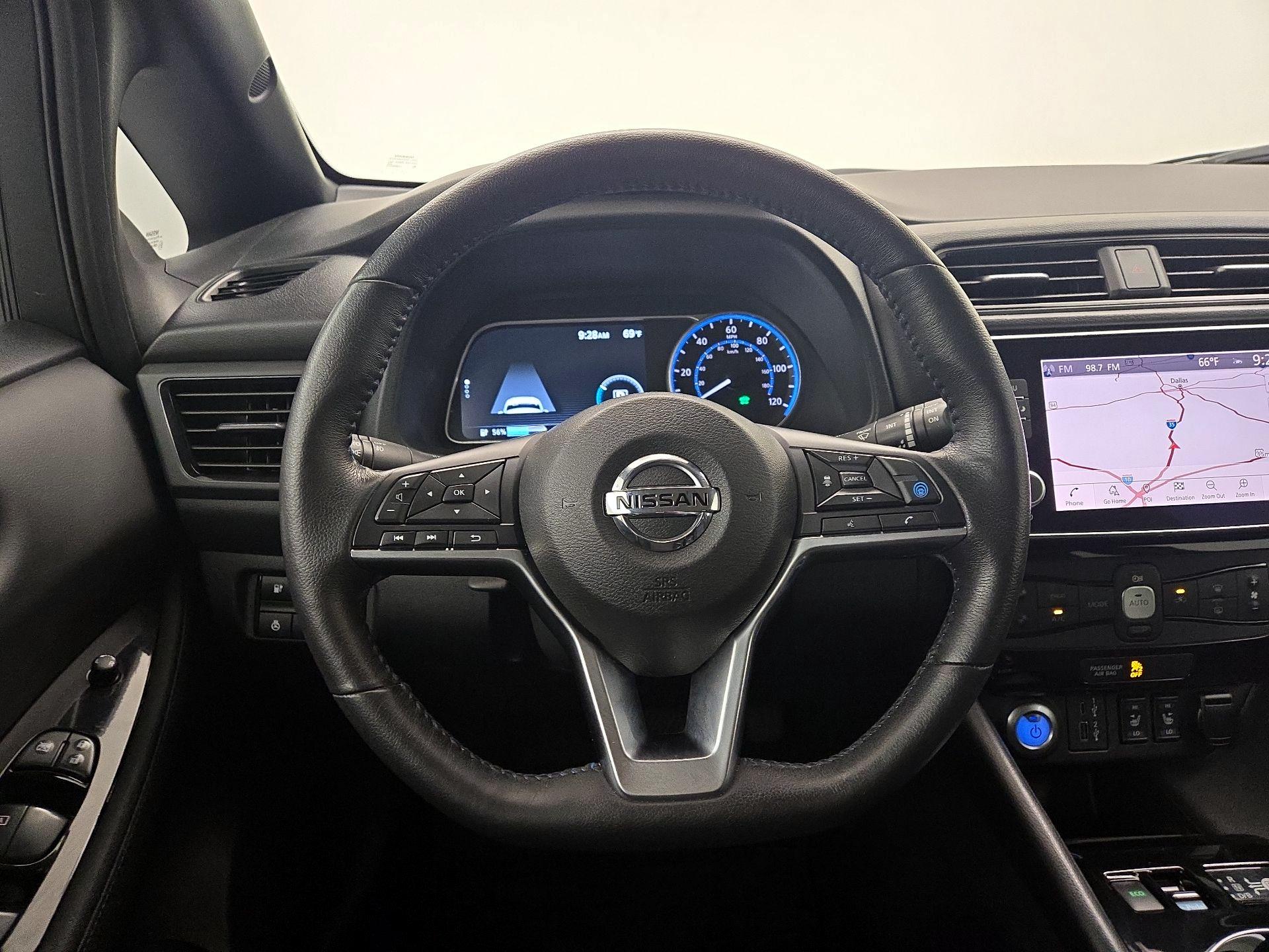 Thumbnail: 2020 Nissan Leaf - 10