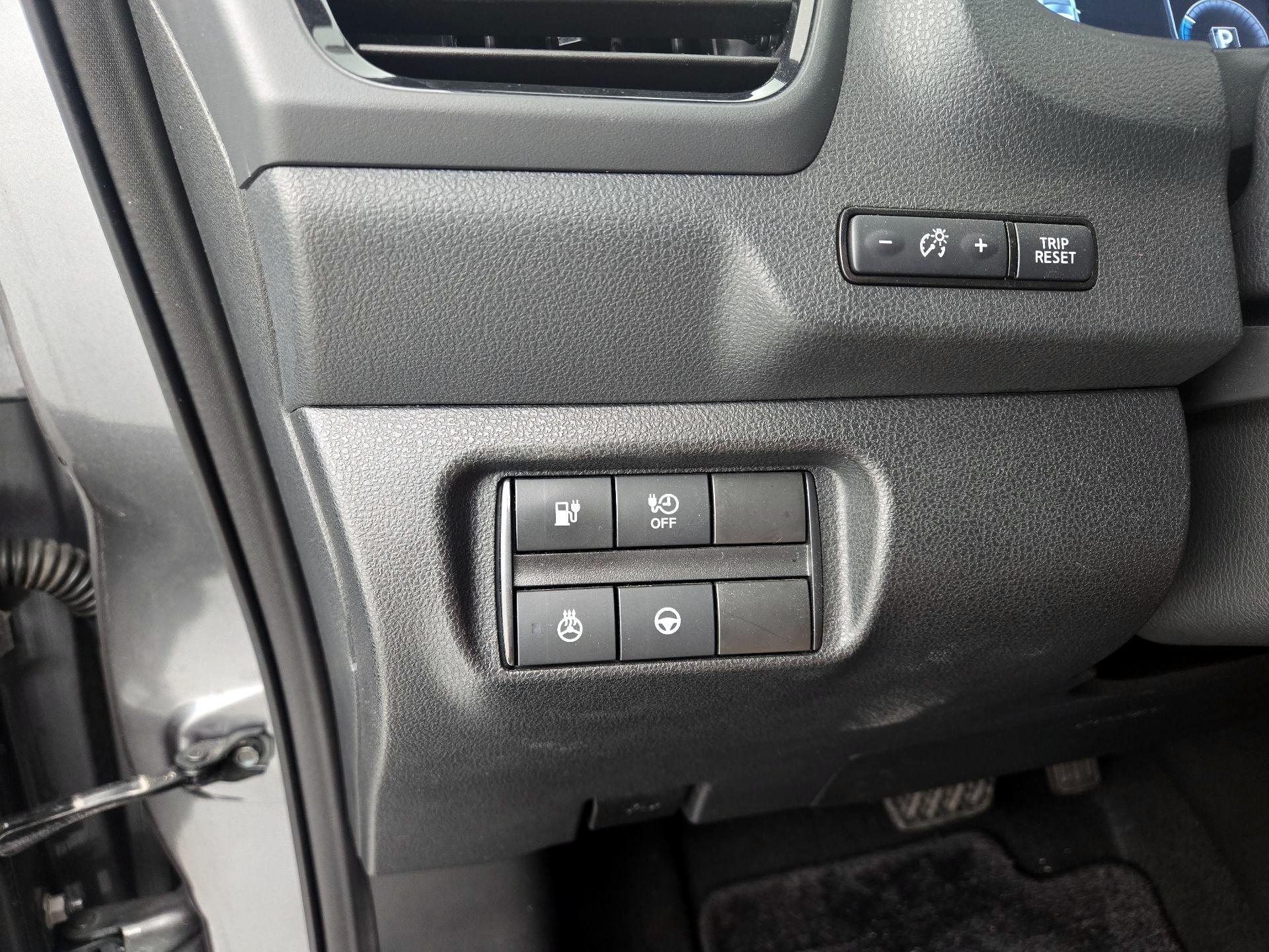 Thumbnail: 2020 Nissan Leaf - 13