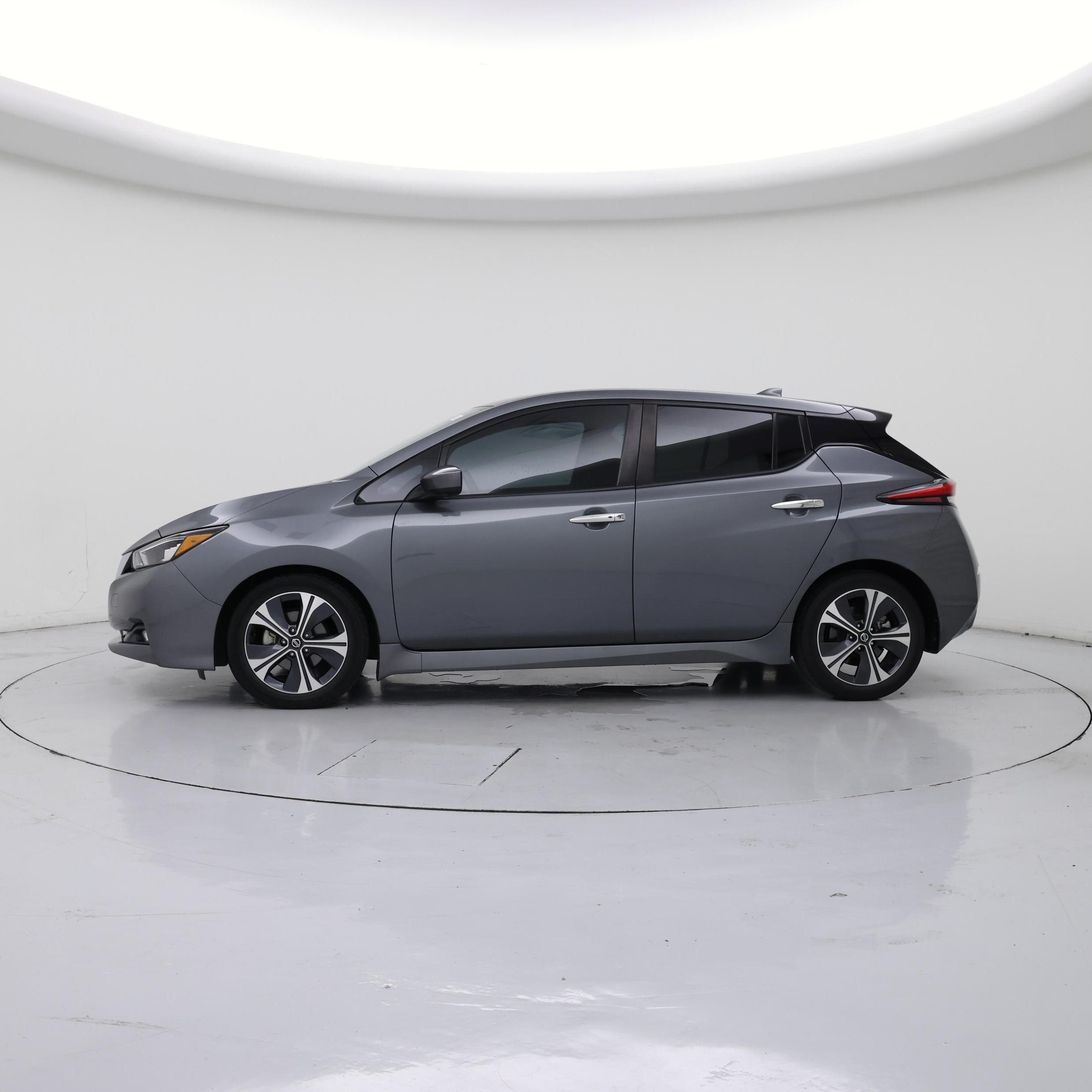 Thumbnail: 2020 Nissan Leaf - 3
