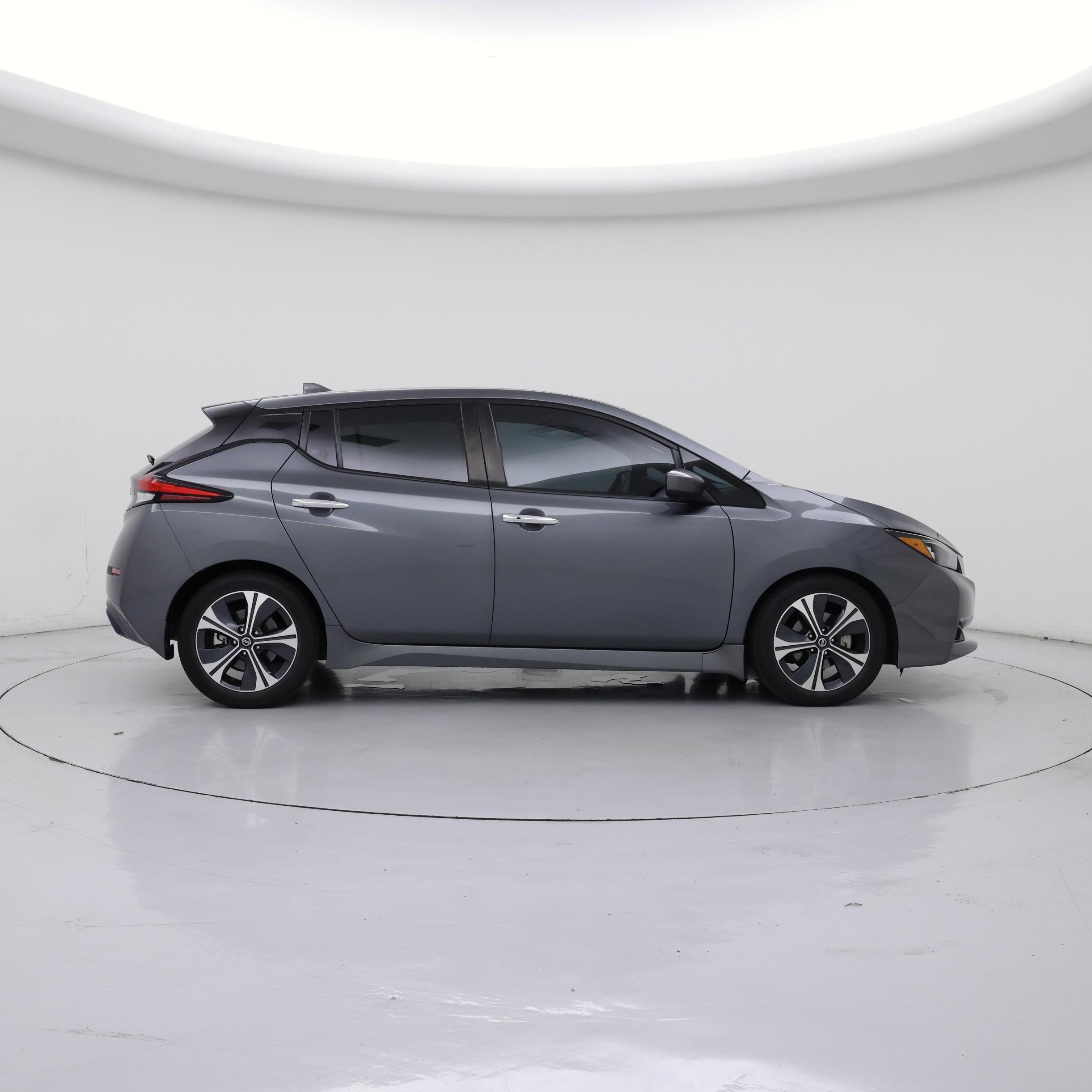 Thumbnail: 2020 Nissan Leaf - 7