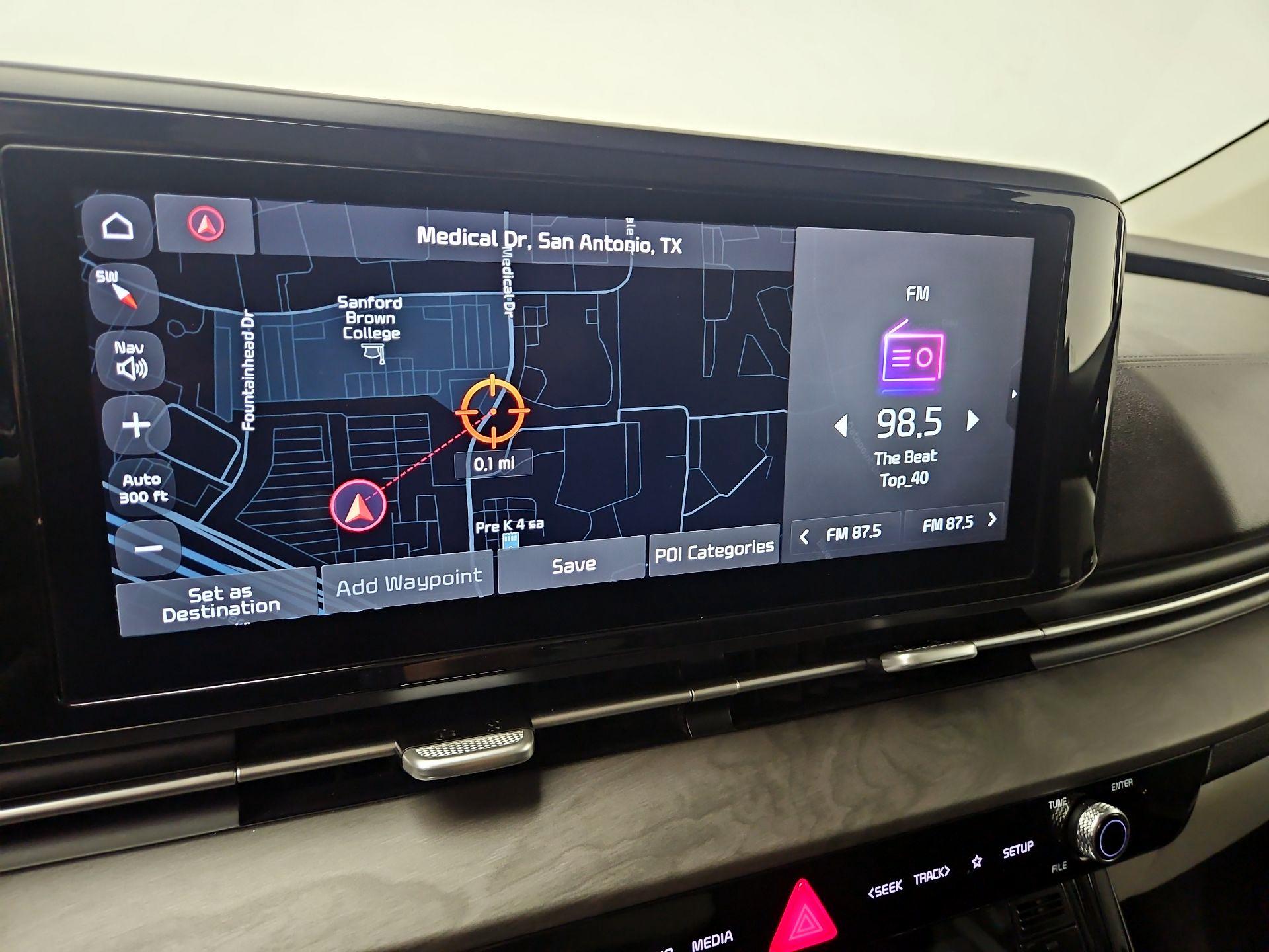 Thumbnail: 2022 Kia Carnival - 14