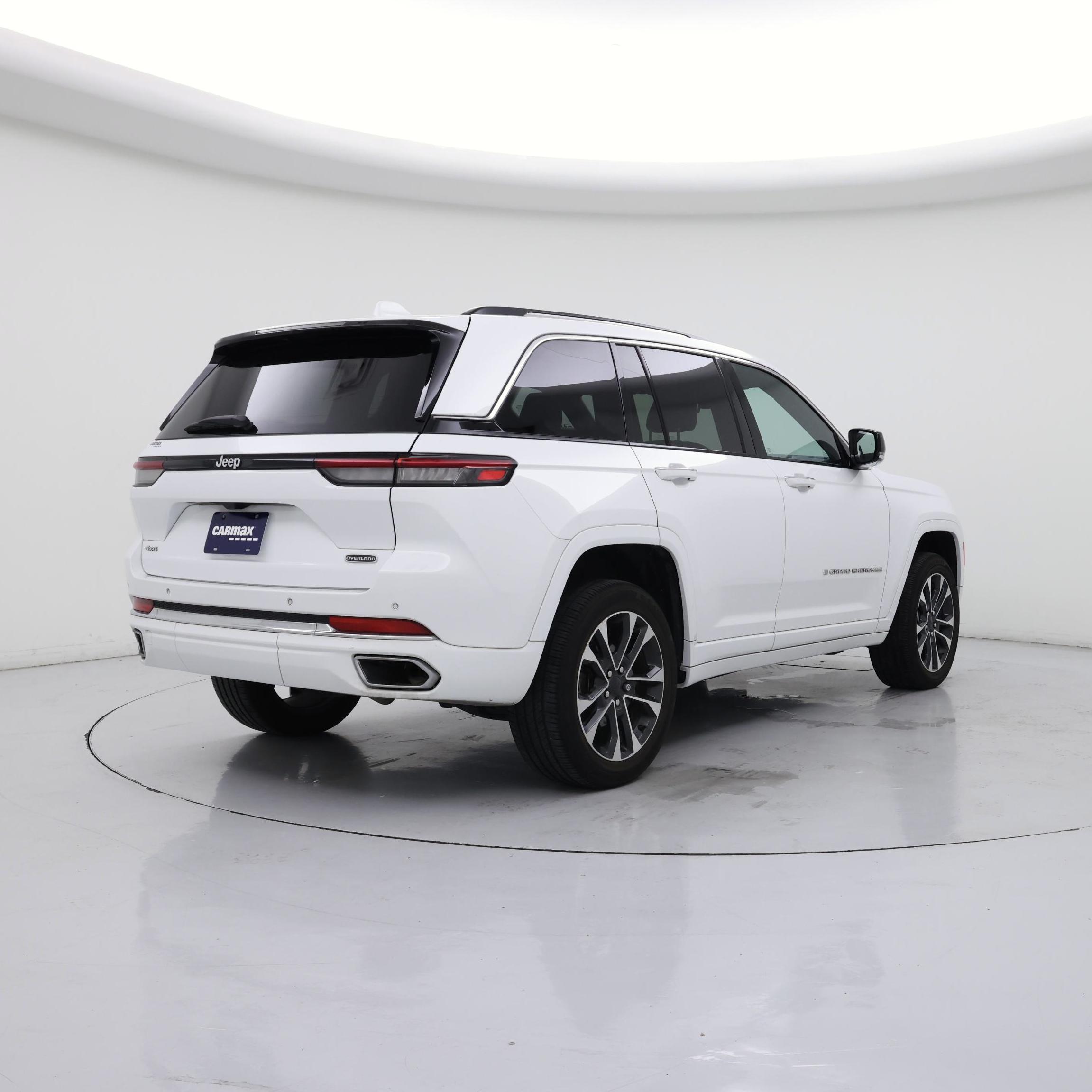 Thumbnail: 2023 Jeep Grand Cherokee - 8