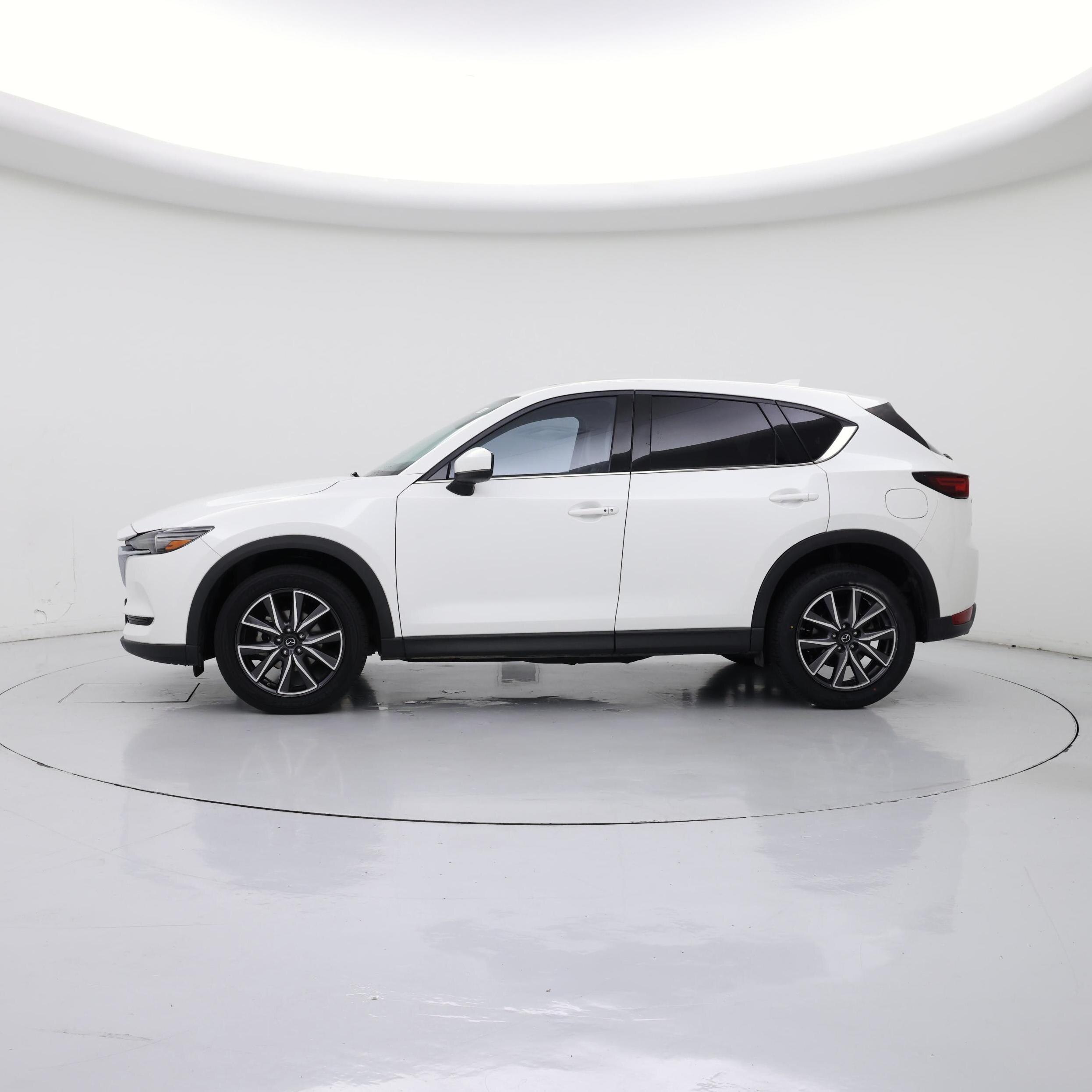 Thumbnail: 2018 Mazda CX-5 - 3