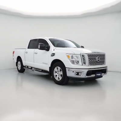 2017 Nissan Titan SV