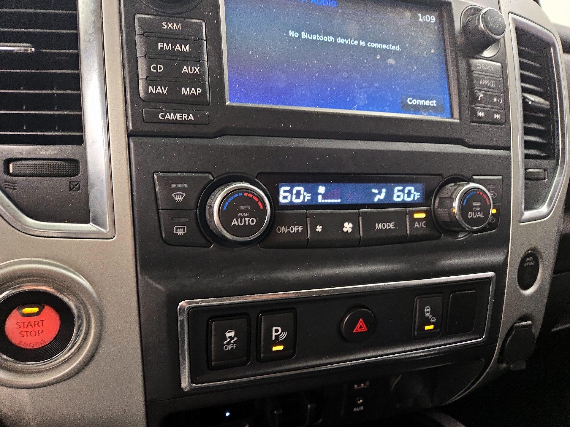 Thumbnail: 2017 Nissan Titan - 17