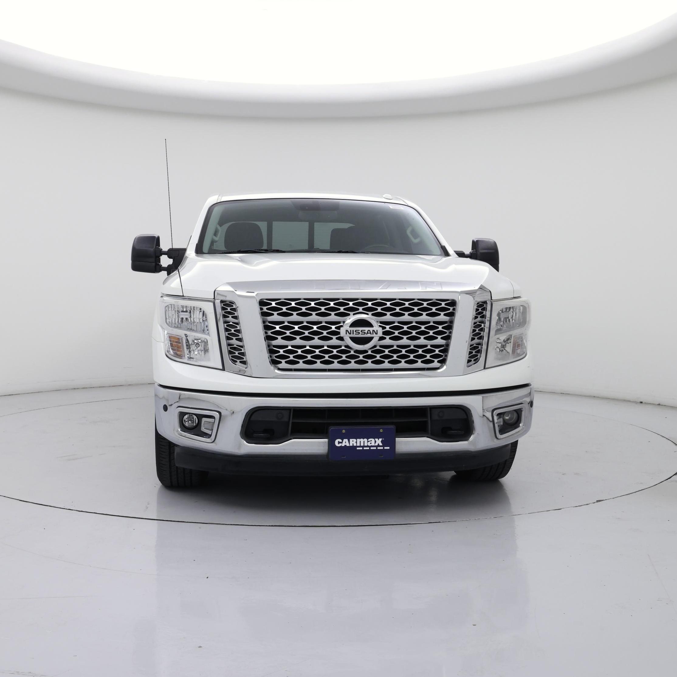 Thumbnail: 2017 Nissan Titan - 5