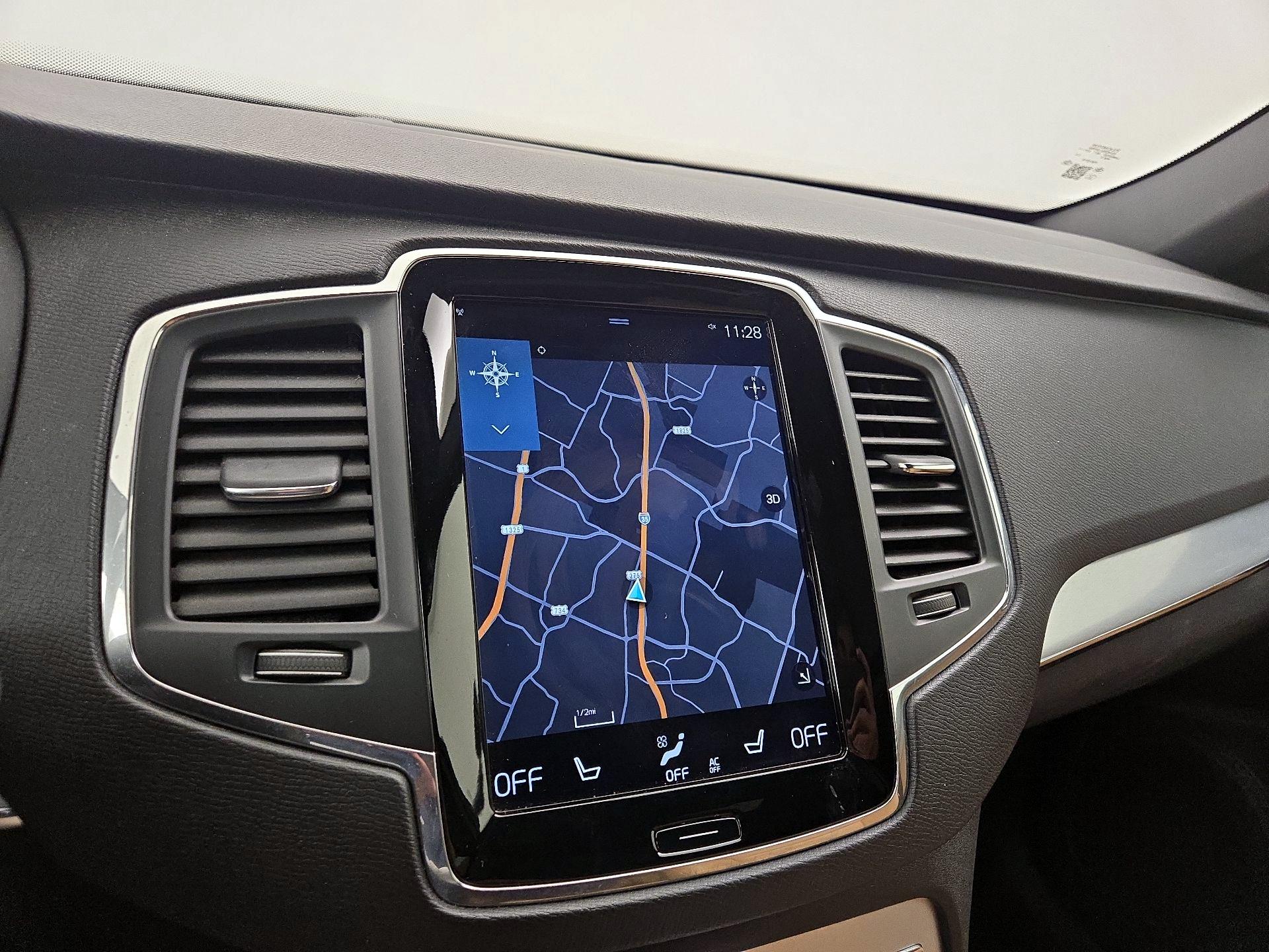 Thumbnail: 2017 Volvo XC90 - 14