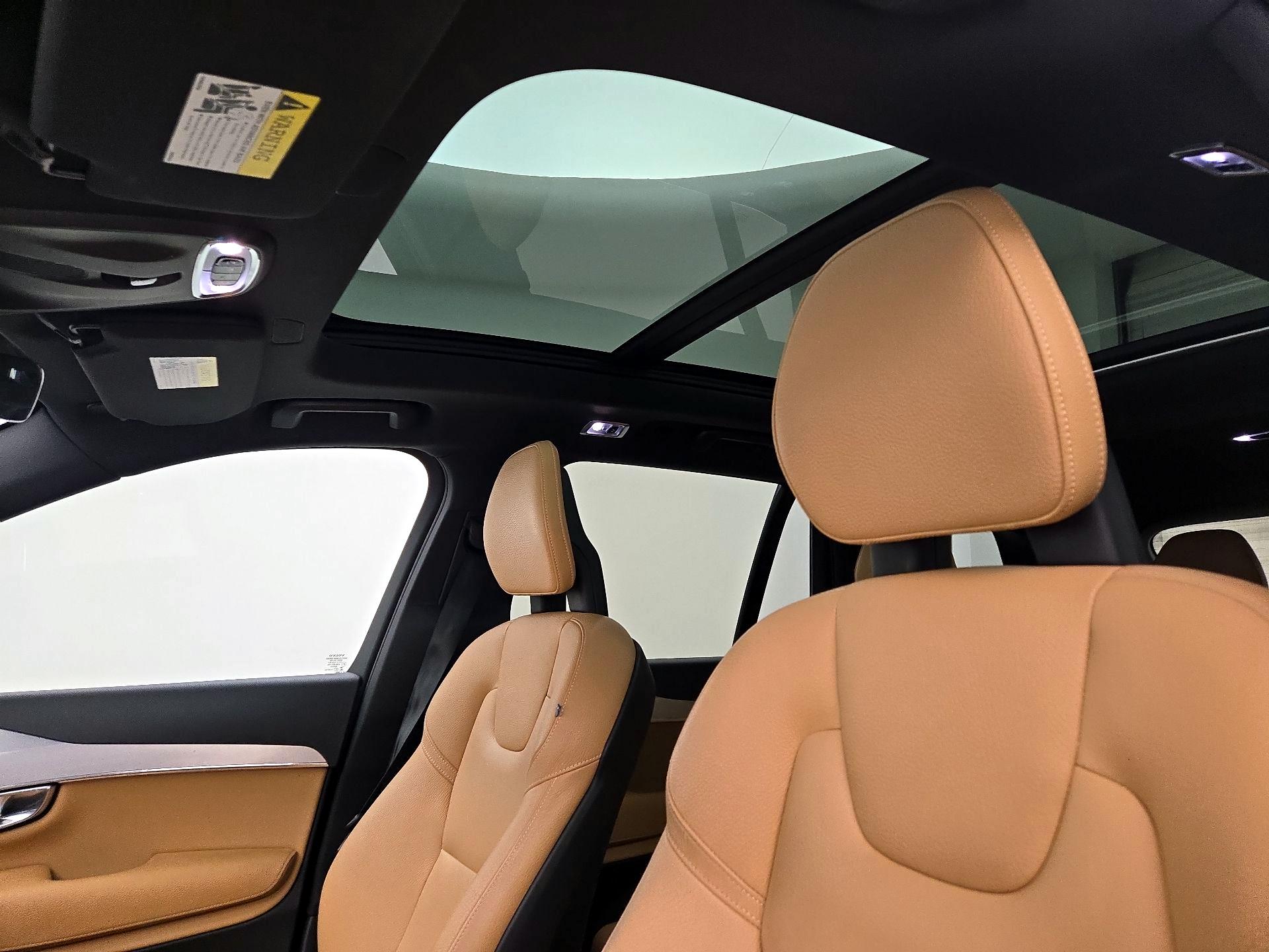 Thumbnail: 2017 Volvo XC90 - 20