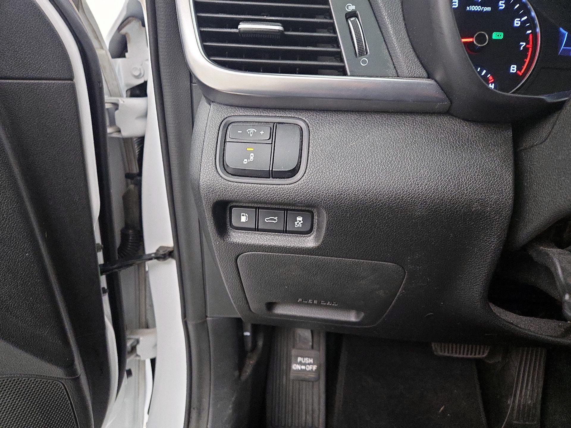 Thumbnail: 2018 Kia Optima - 13