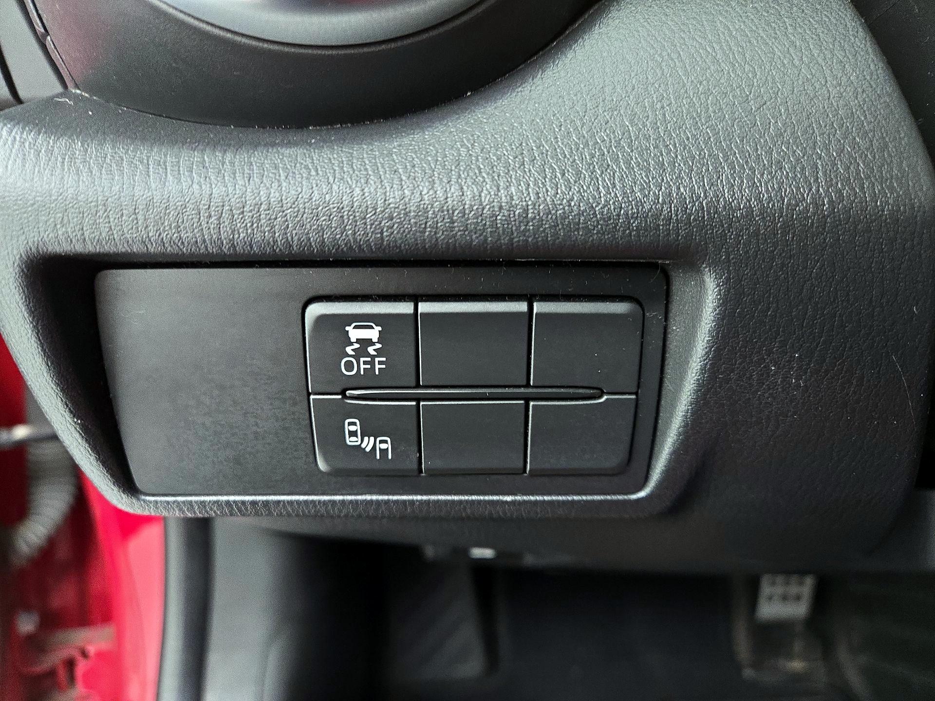 Thumbnail: 2018 Fiat 124 Spider - 13