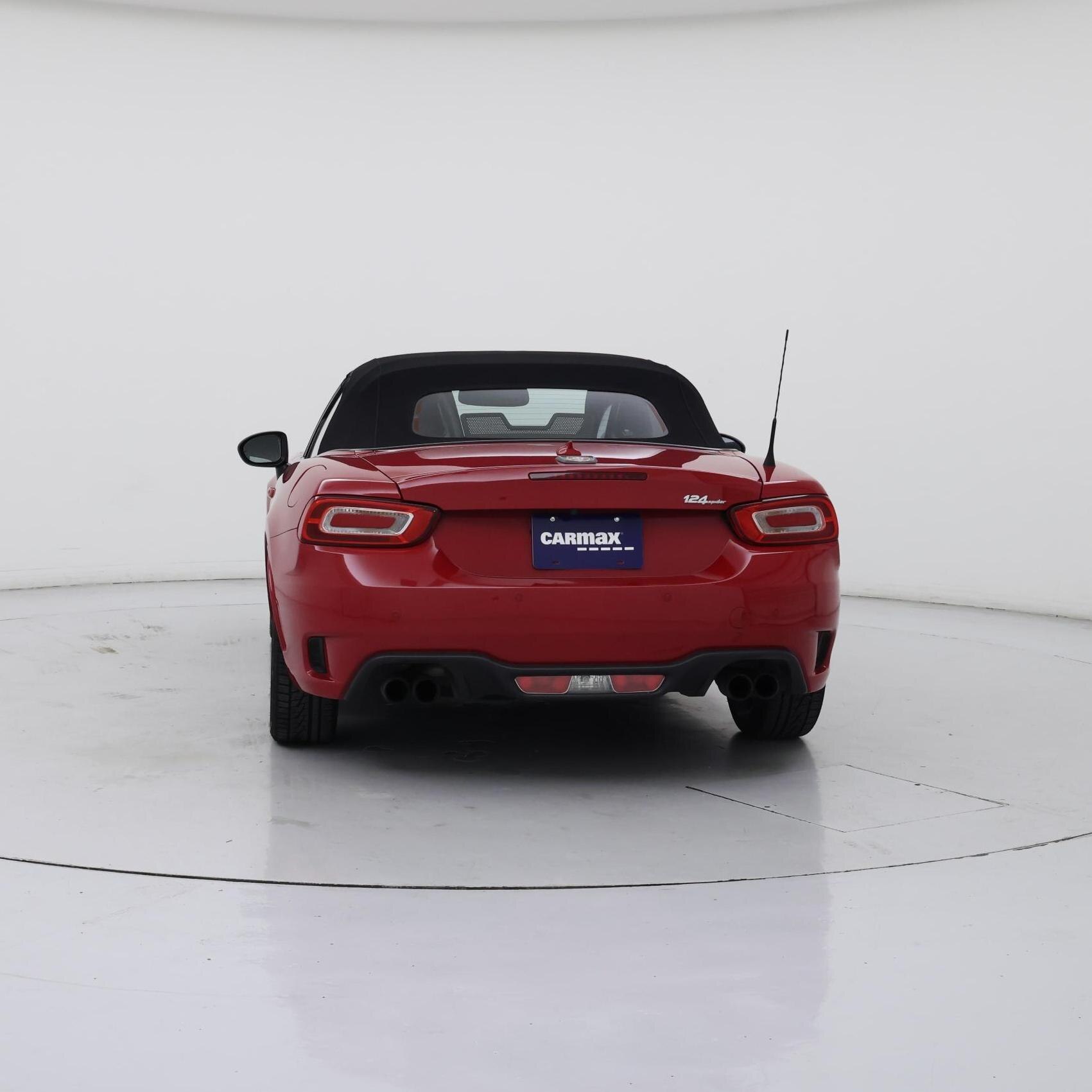 Thumbnail: 2018 Fiat 124 Spider - 6