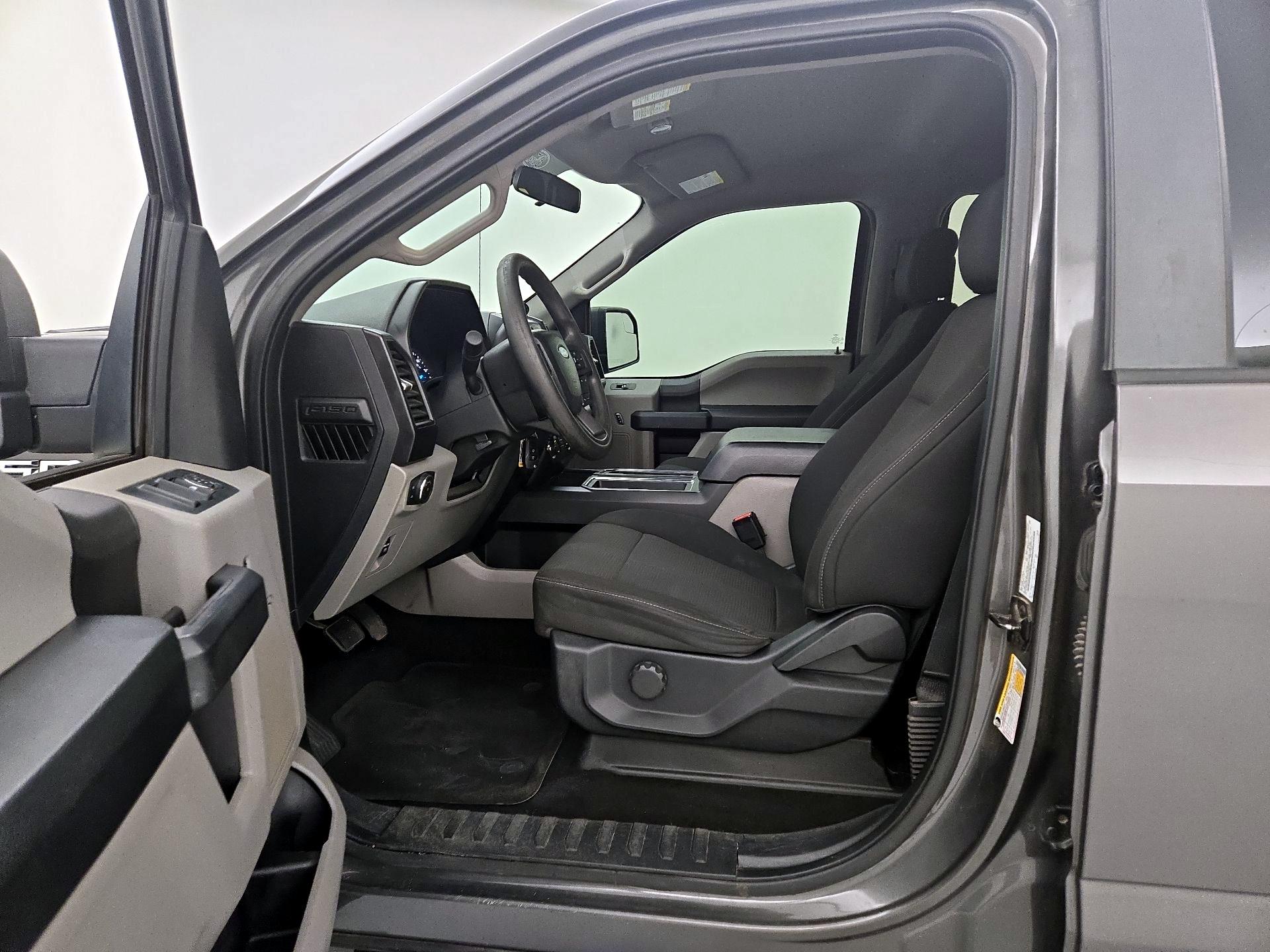 Thumbnail: 2017 Ford F-150 - 9