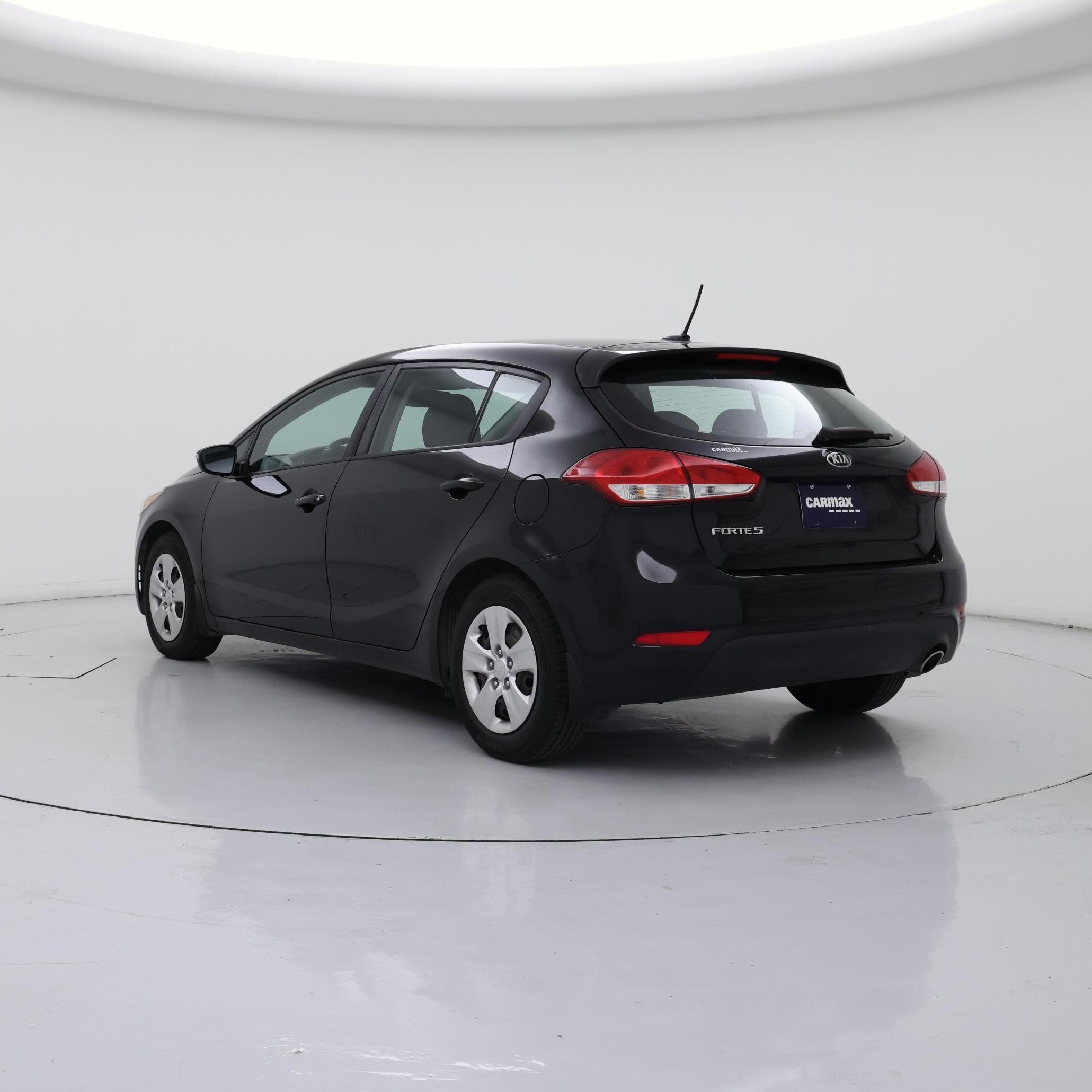 Thumbnail: 2018 Kia Forte - 2