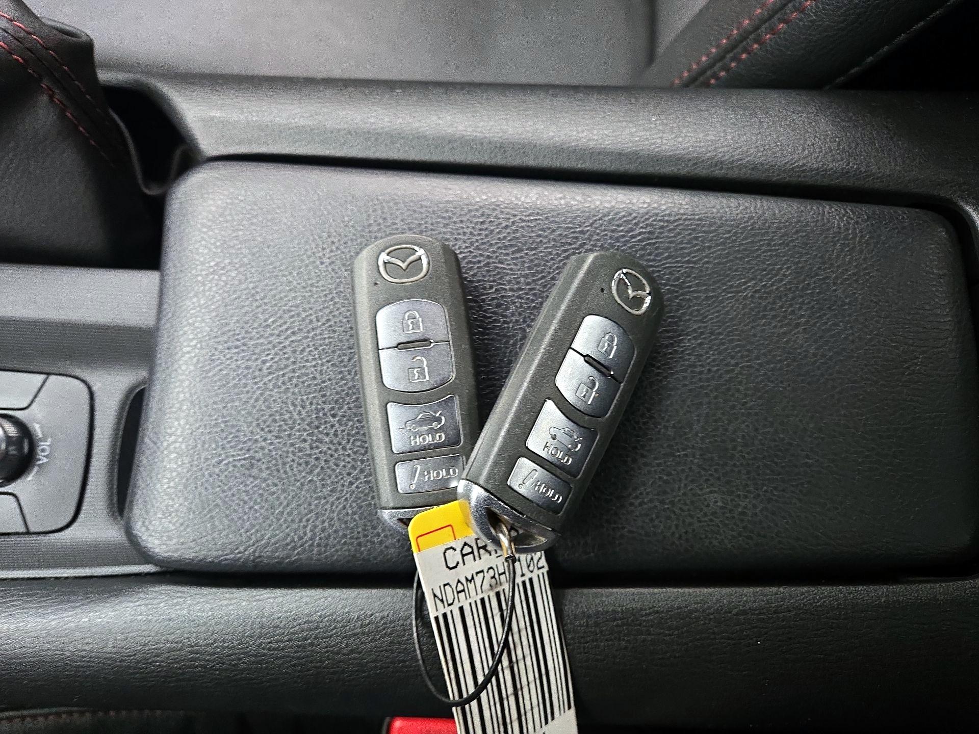 Thumbnail: 2017 Mazda MX-5 Miata - 20