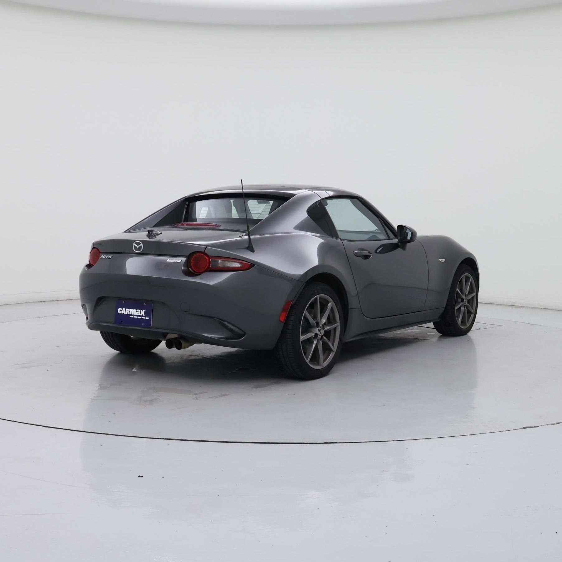 Thumbnail: 2017 Mazda MX-5 Miata - 8