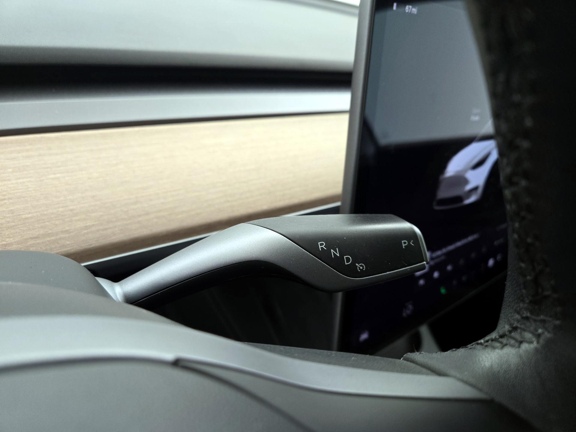 Thumbnail: 2022 Tesla Model Y - 17