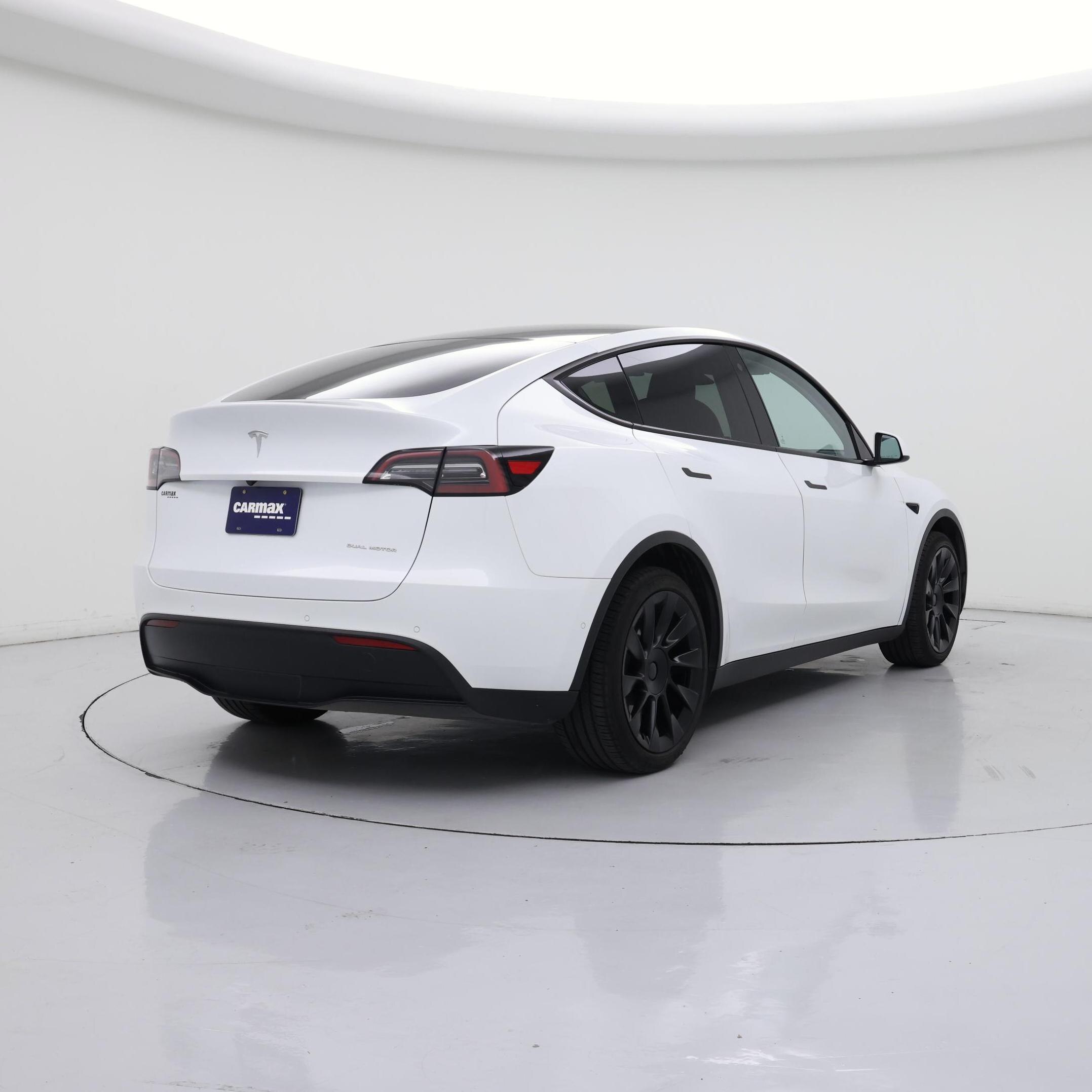 Thumbnail: 2022 Tesla Model Y - 8
