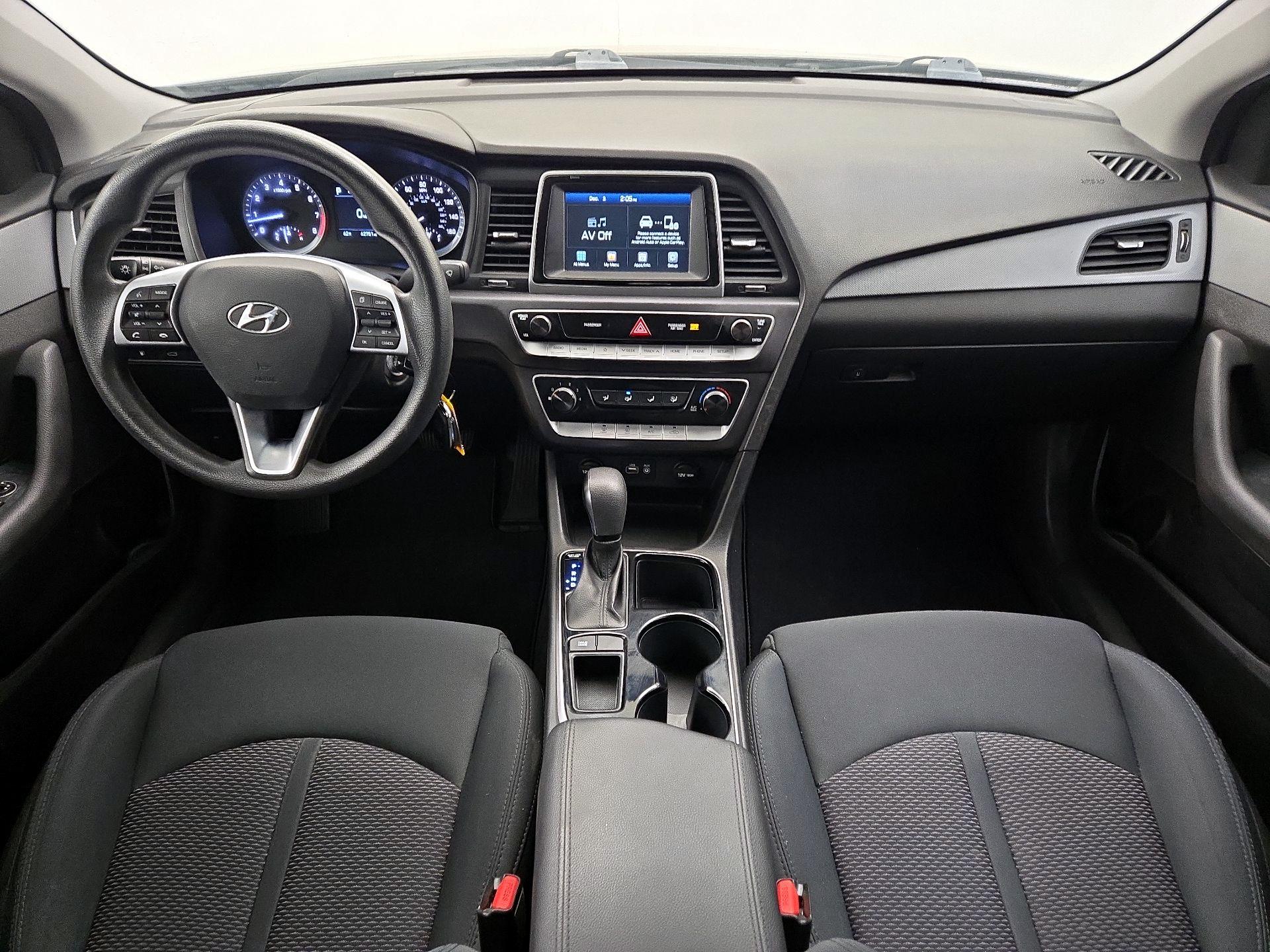 Thumbnail: 2019 Hyundai Sonata - 9