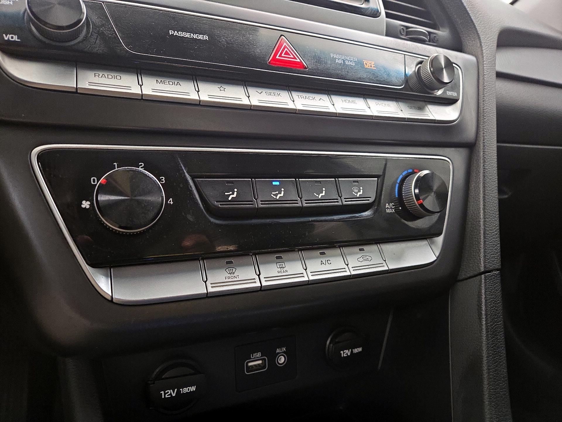 Thumbnail: 2019 Hyundai Sonata - 16