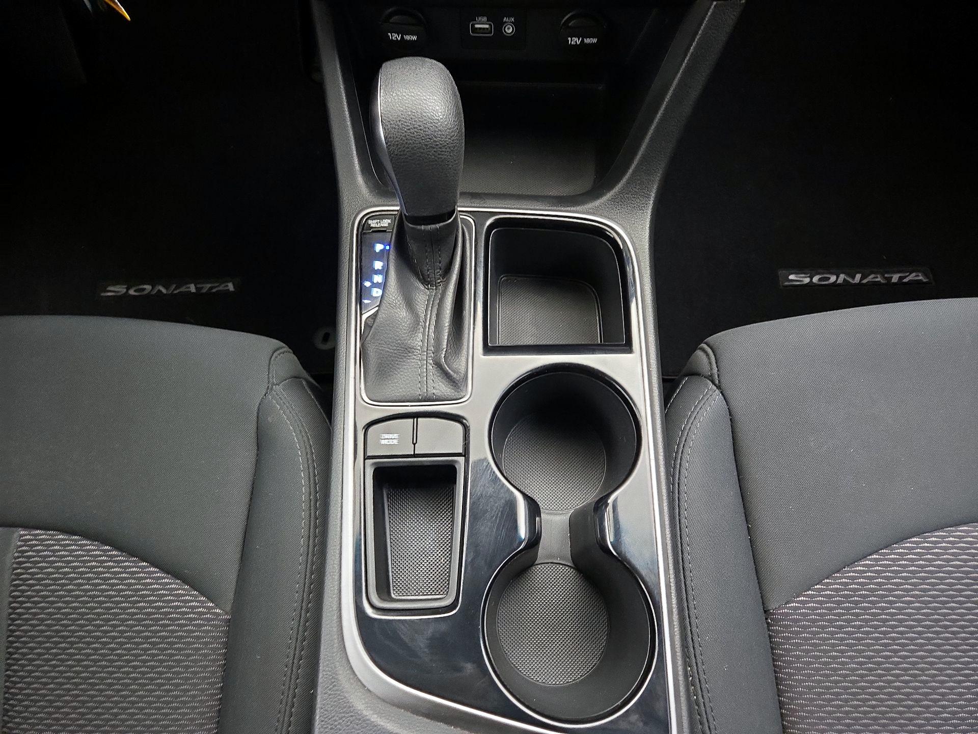 Thumbnail: 2019 Hyundai Sonata - 17