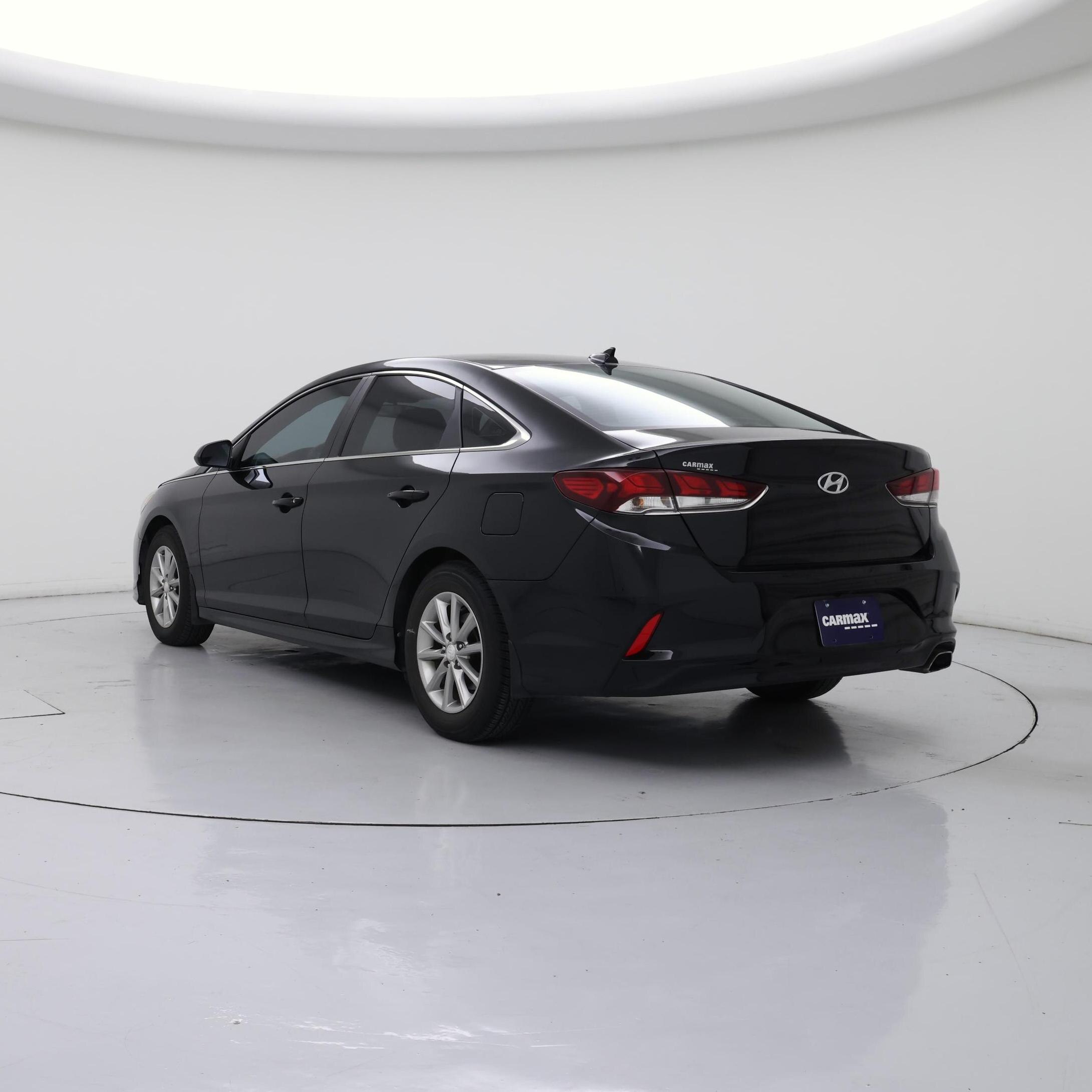 Thumbnail: 2019 Hyundai Sonata - 2