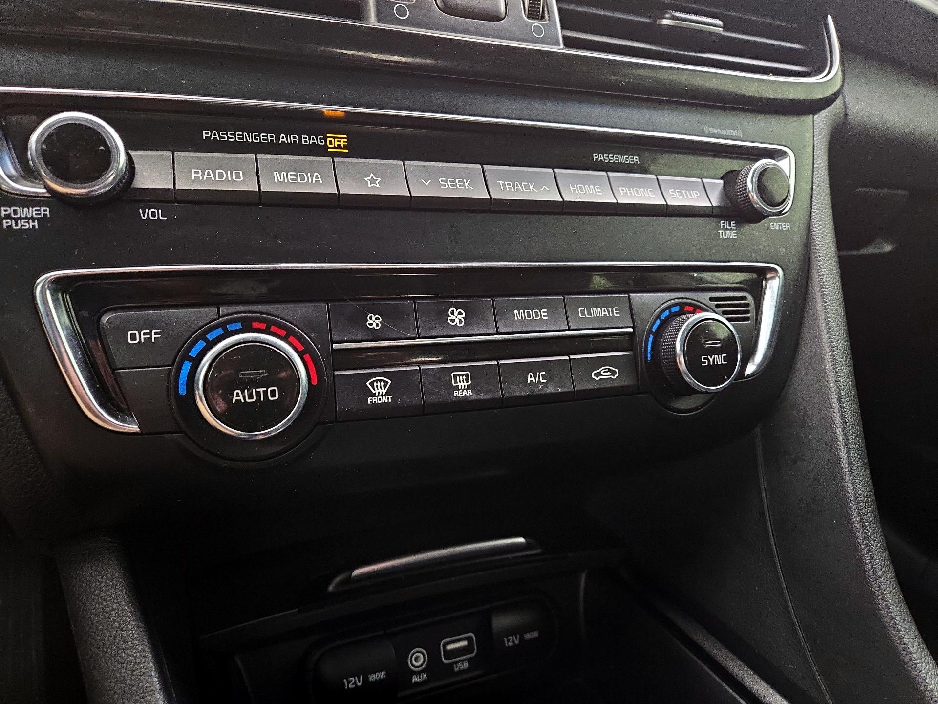 Thumbnail: 2019 Kia Optima - 16