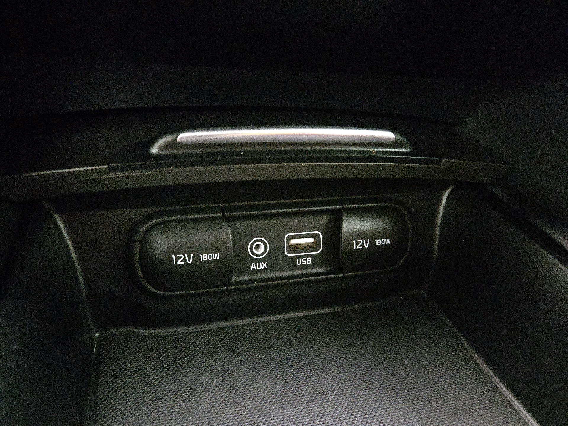 Thumbnail: 2019 Kia Optima - 18