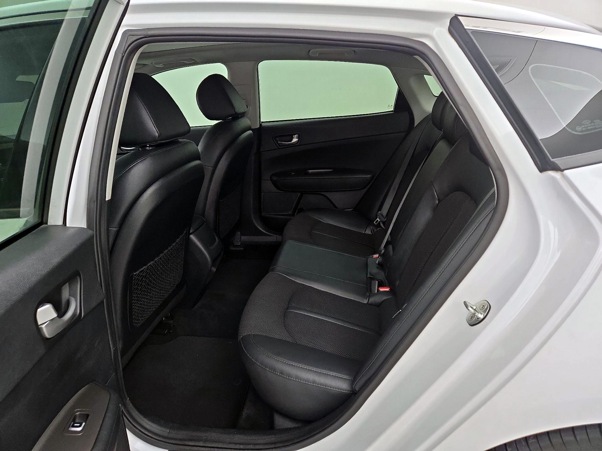 Thumbnail: 2019 Kia Optima - 20