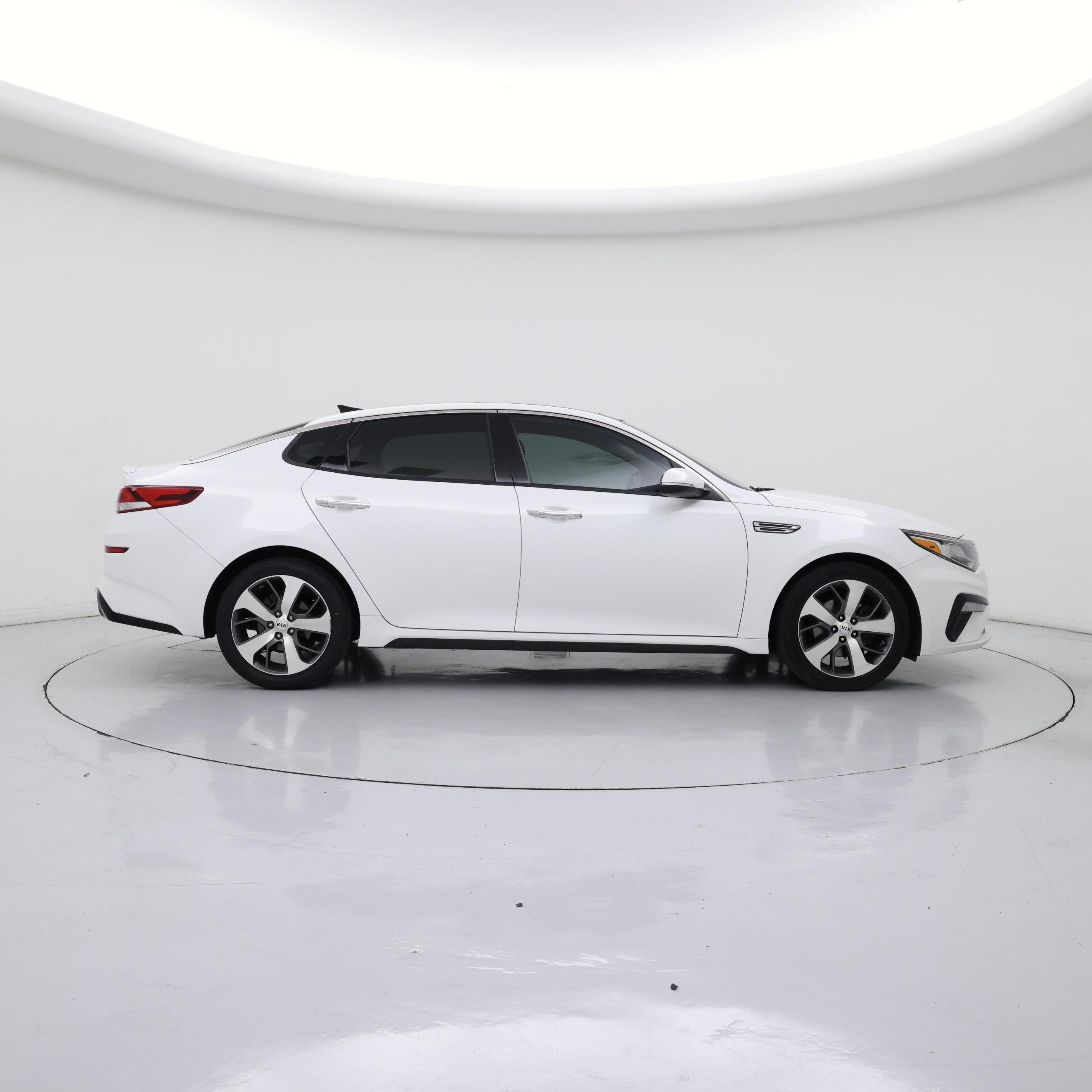 Thumbnail: 2019 Kia Optima - 7