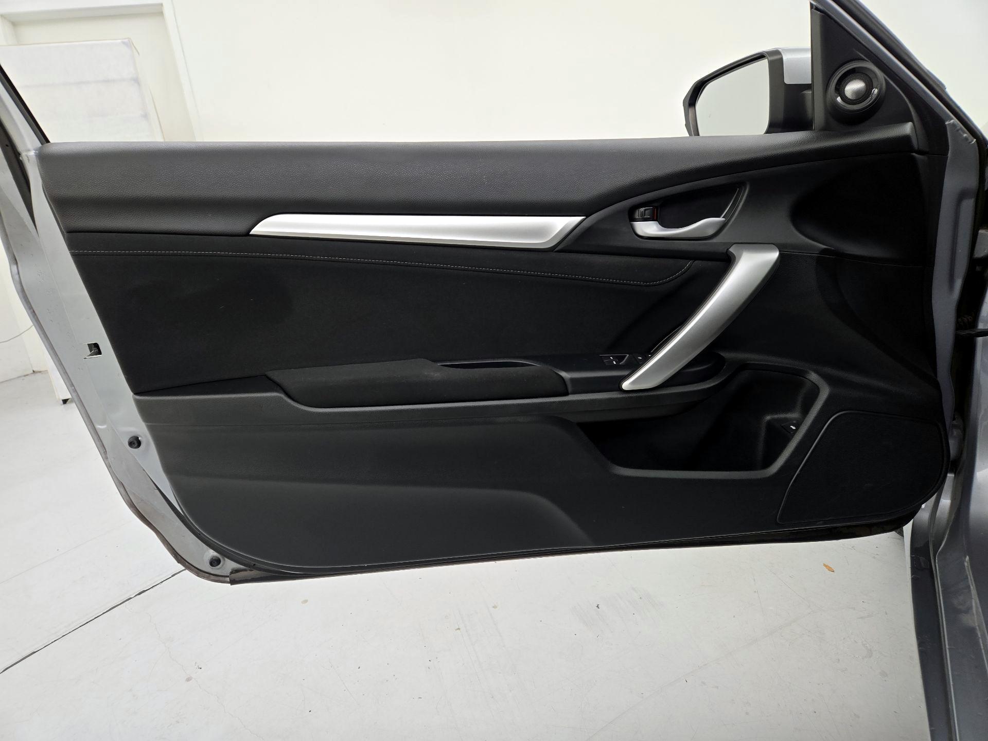 Thumbnail: 2020 Honda Civic - 12