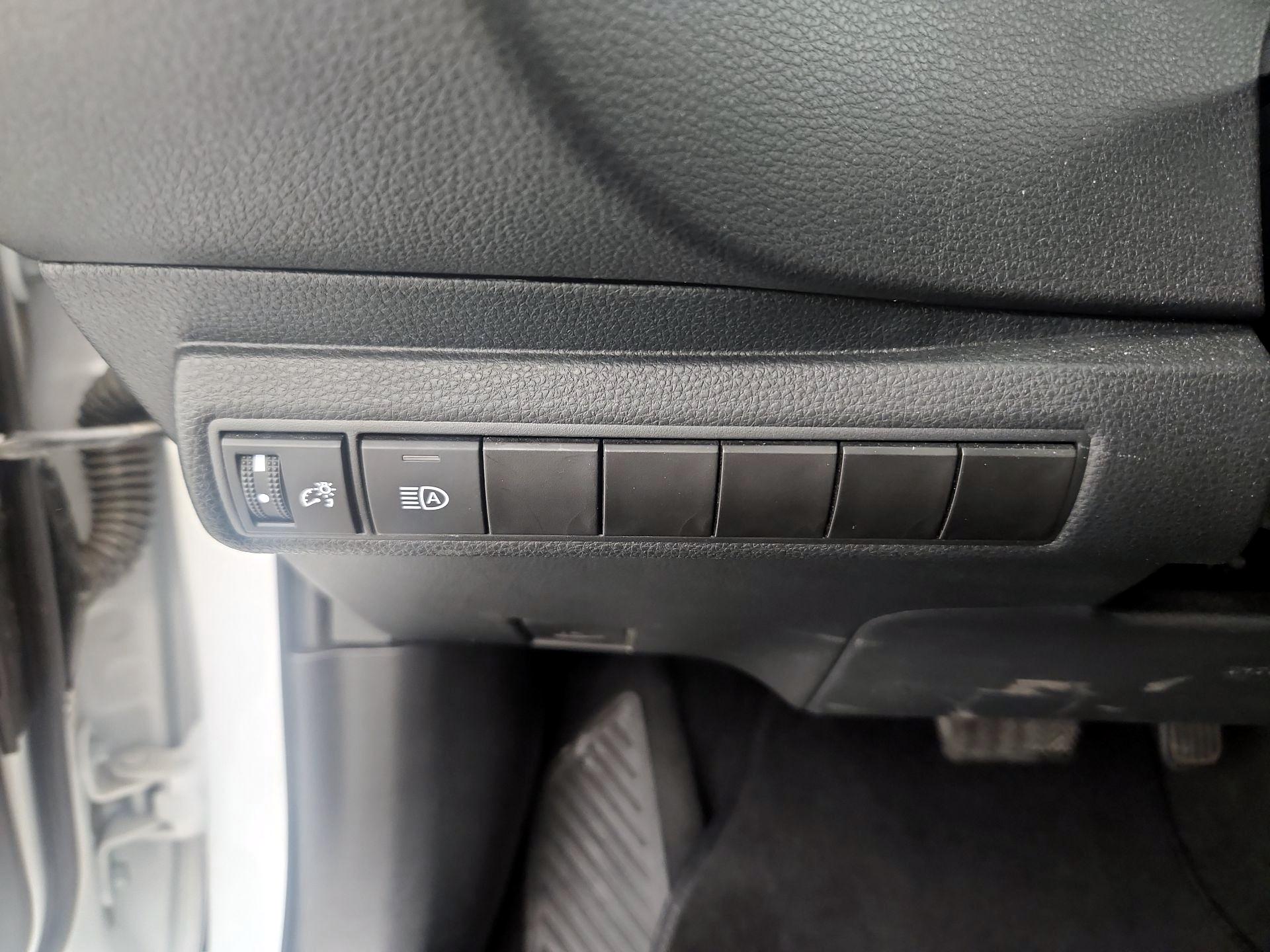 Thumbnail: 2024 Toyota Corolla - 13