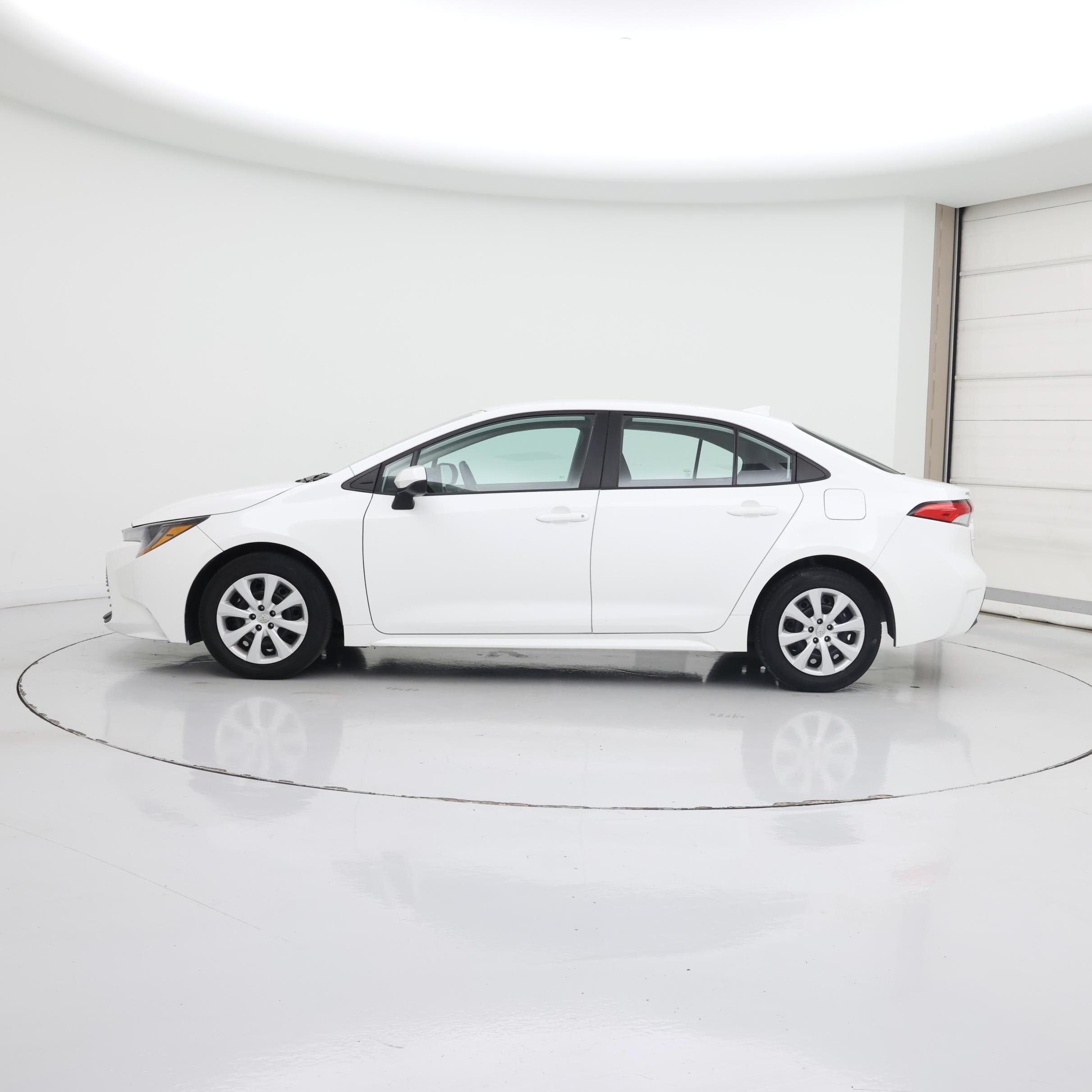 Thumbnail: 2024 Toyota Corolla - 3