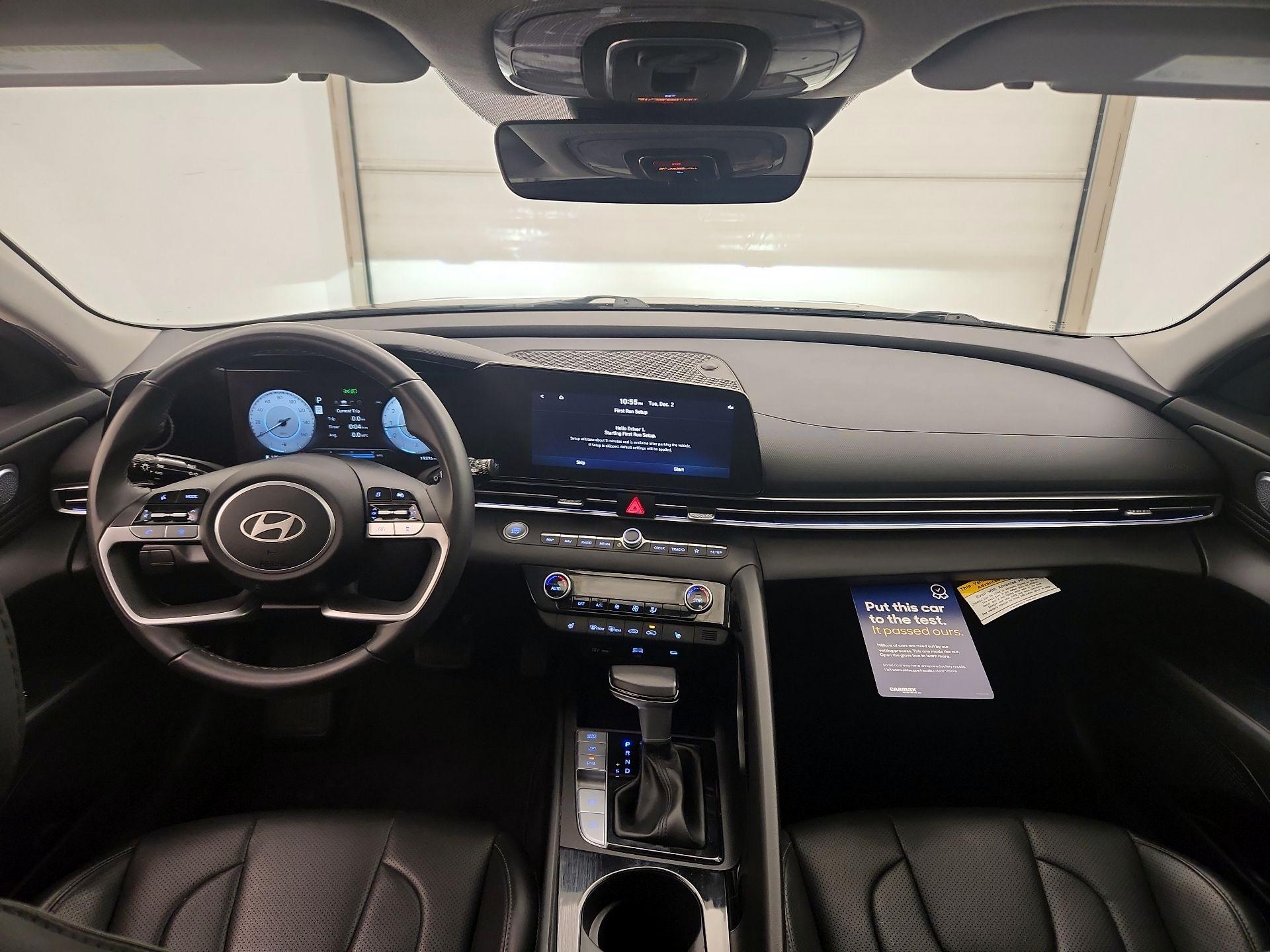 Thumbnail: 2024 Hyundai Elantra - 9