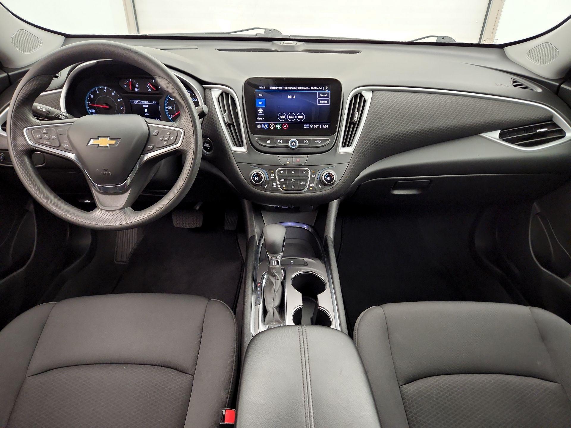 Thumbnail: 2023 Chevrolet Malibu - 9