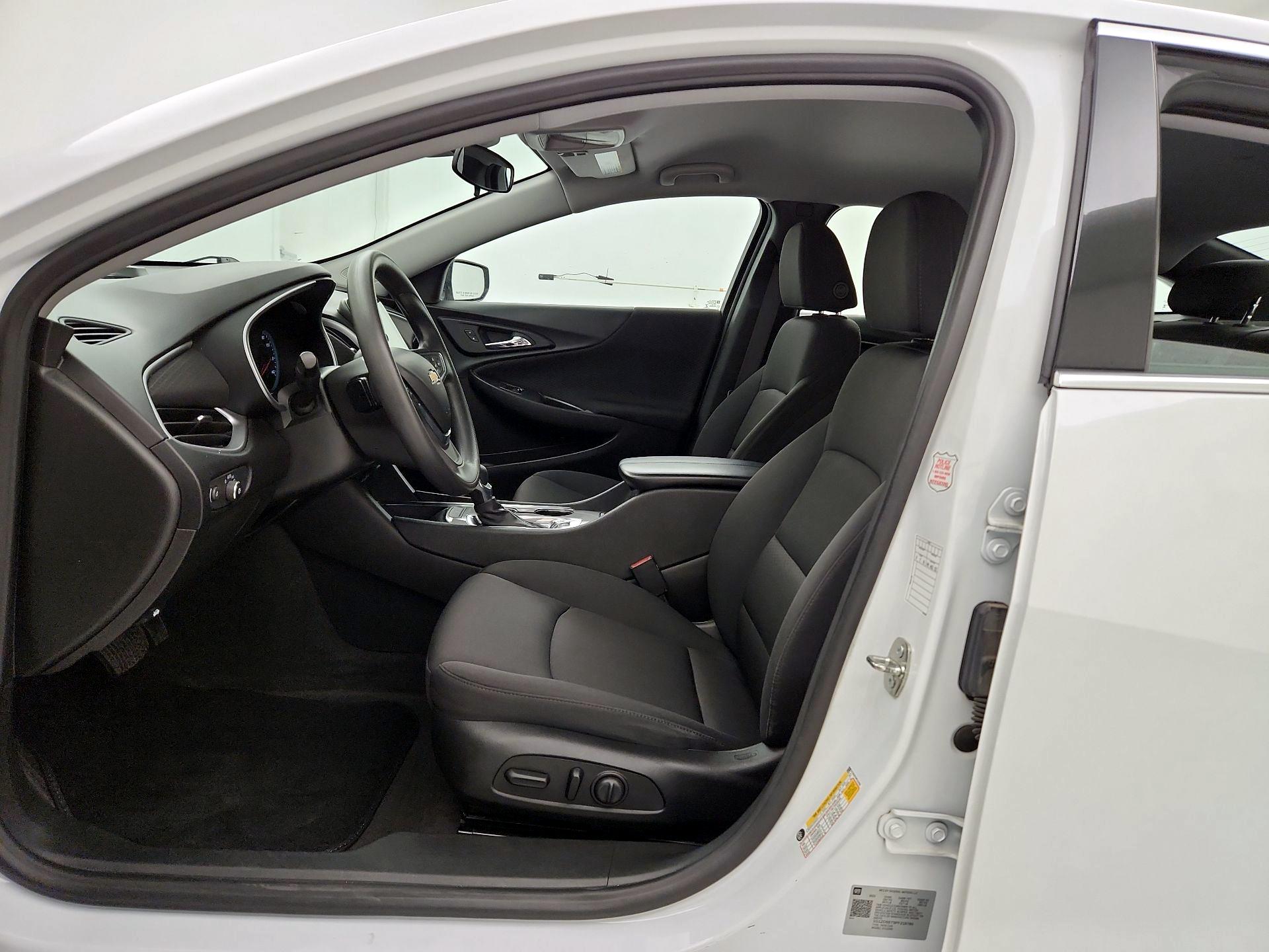 Thumbnail: 2023 Chevrolet Malibu - 11