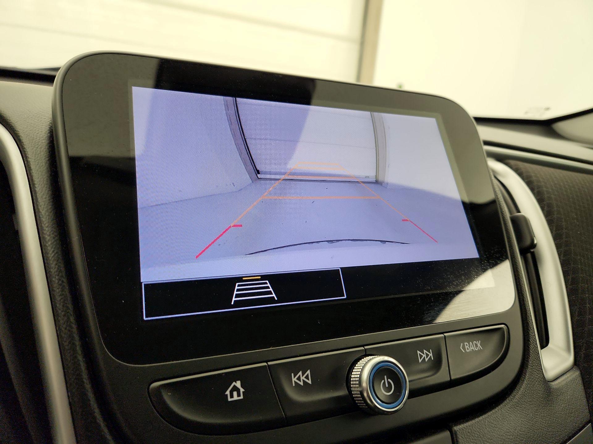 Thumbnail: 2023 Chevrolet Malibu - 14