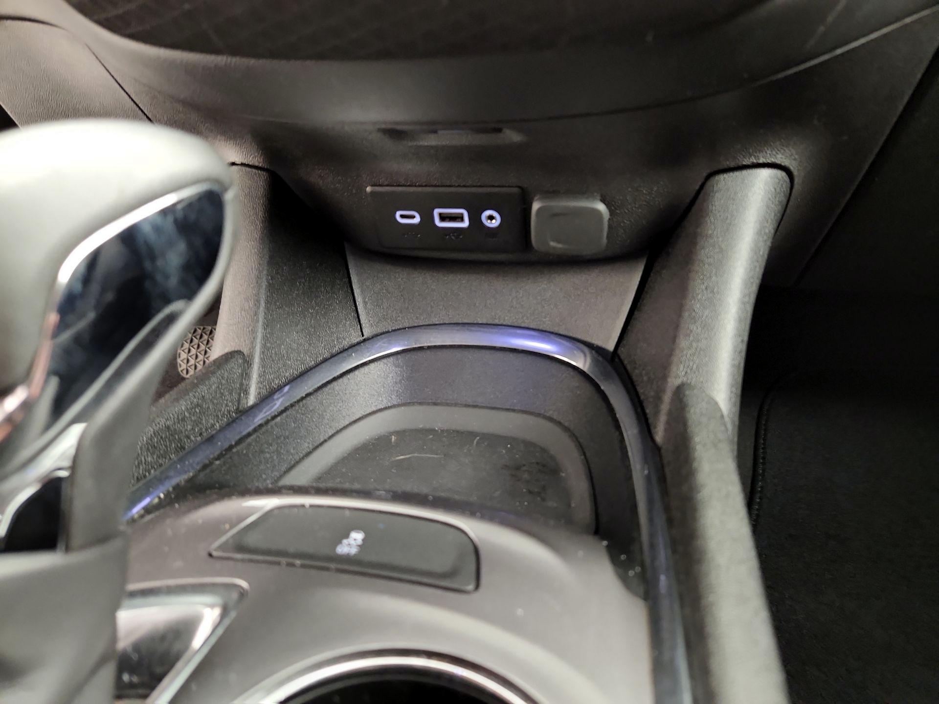 Thumbnail: 2023 Chevrolet Malibu - 18