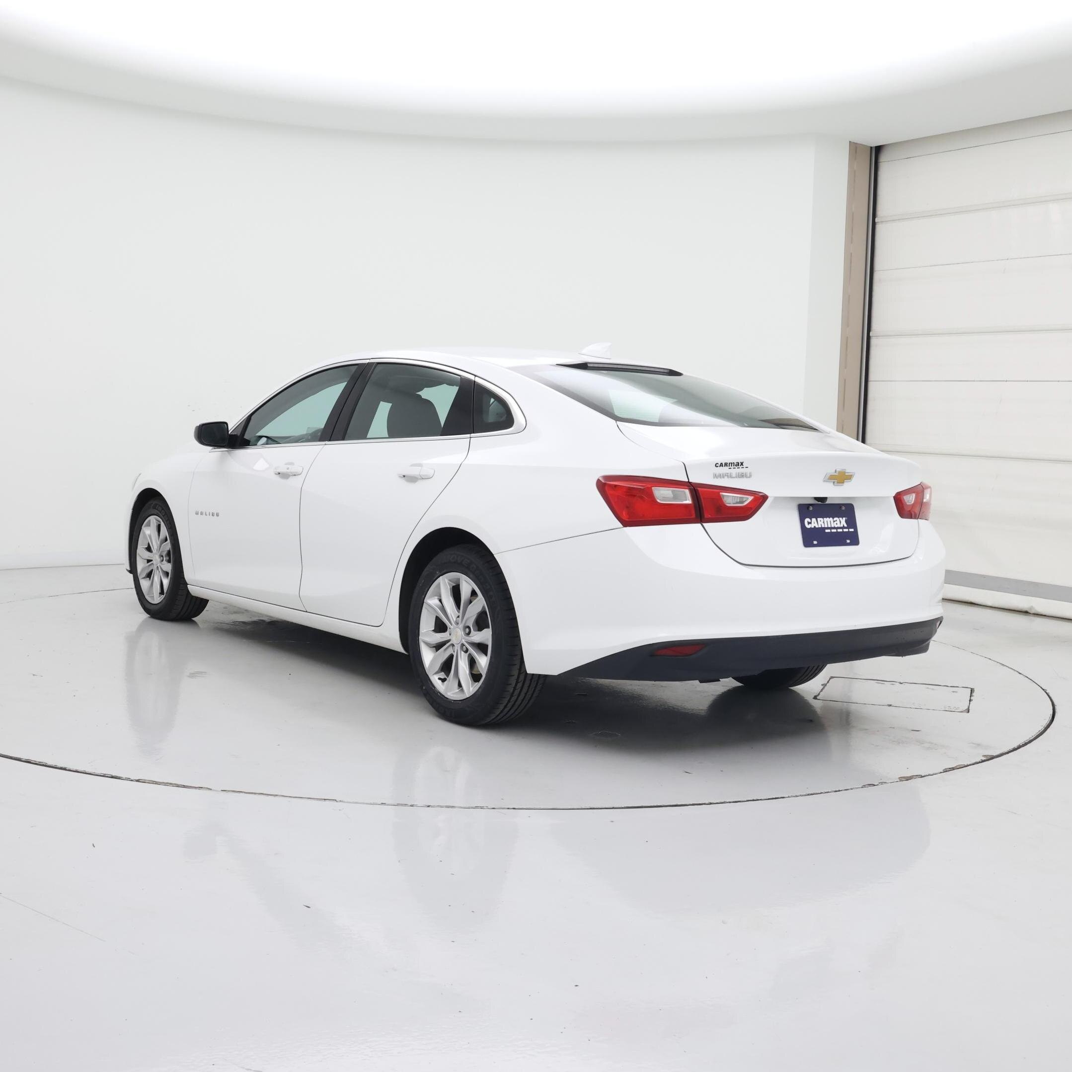 Thumbnail: 2023 Chevrolet Malibu - 2