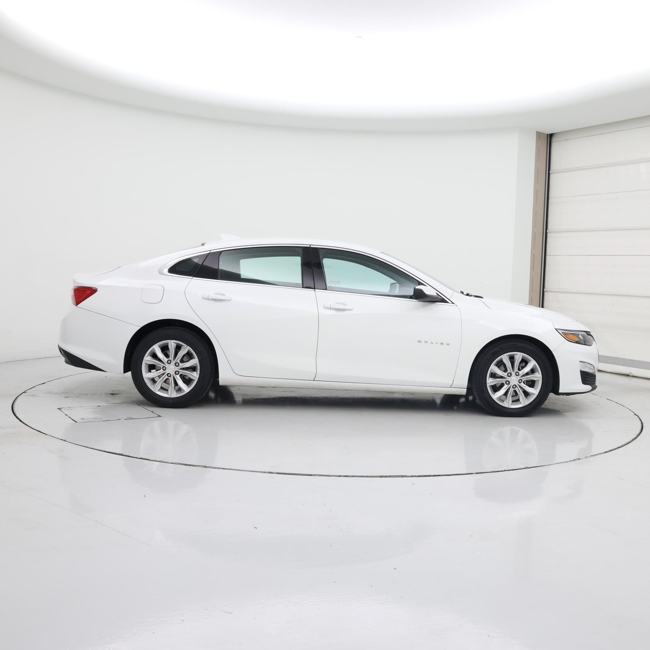 Thumbnail: 2023 Chevrolet Malibu - 7