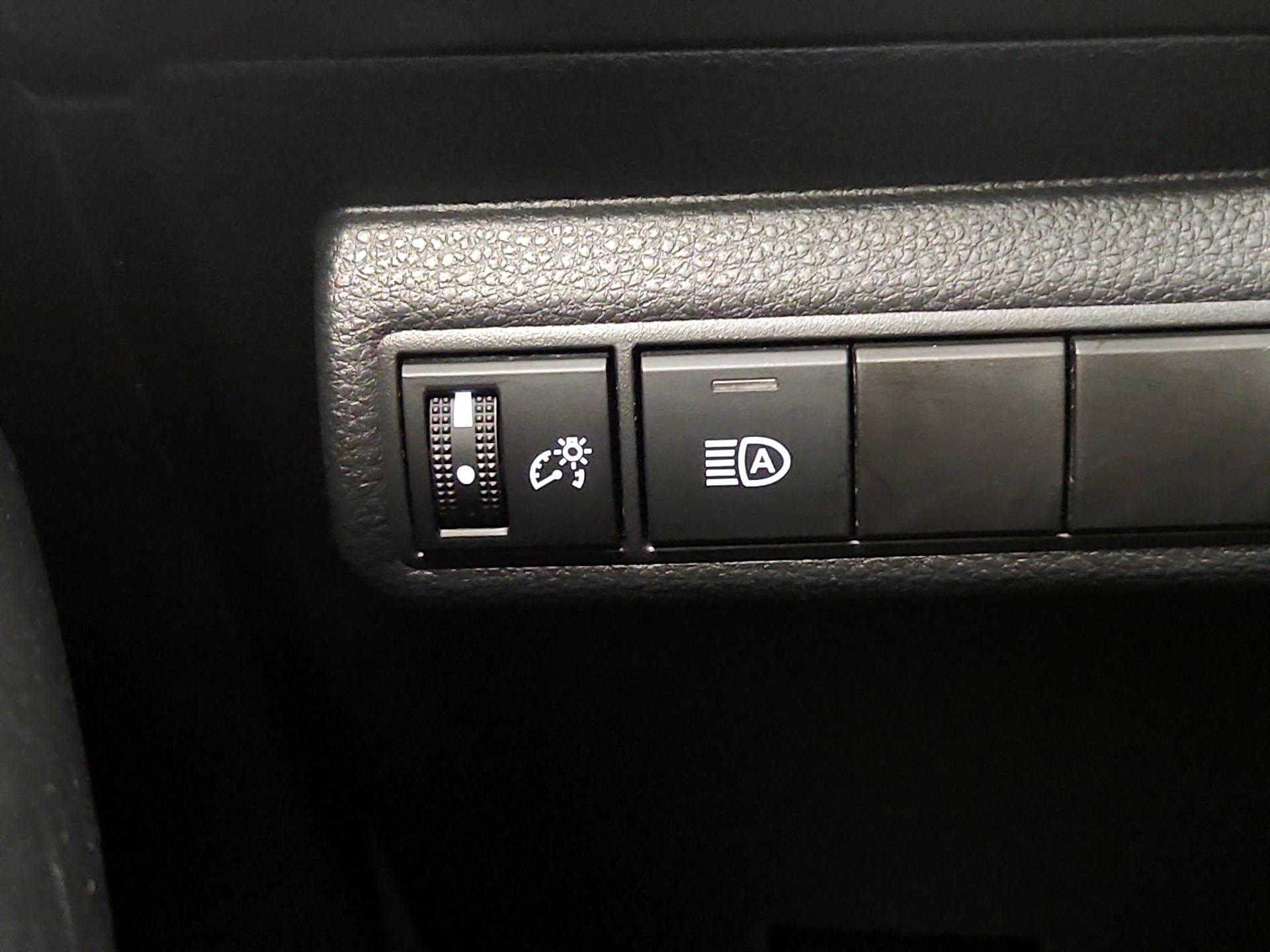 Thumbnail: 2024 Toyota Corolla - 13