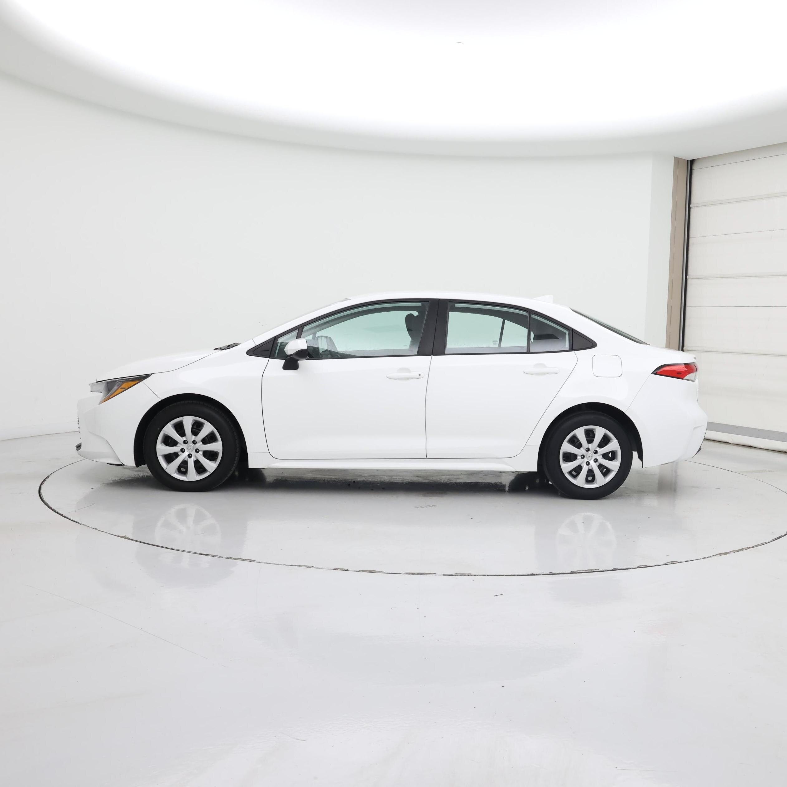 Thumbnail: 2024 Toyota Corolla - 3