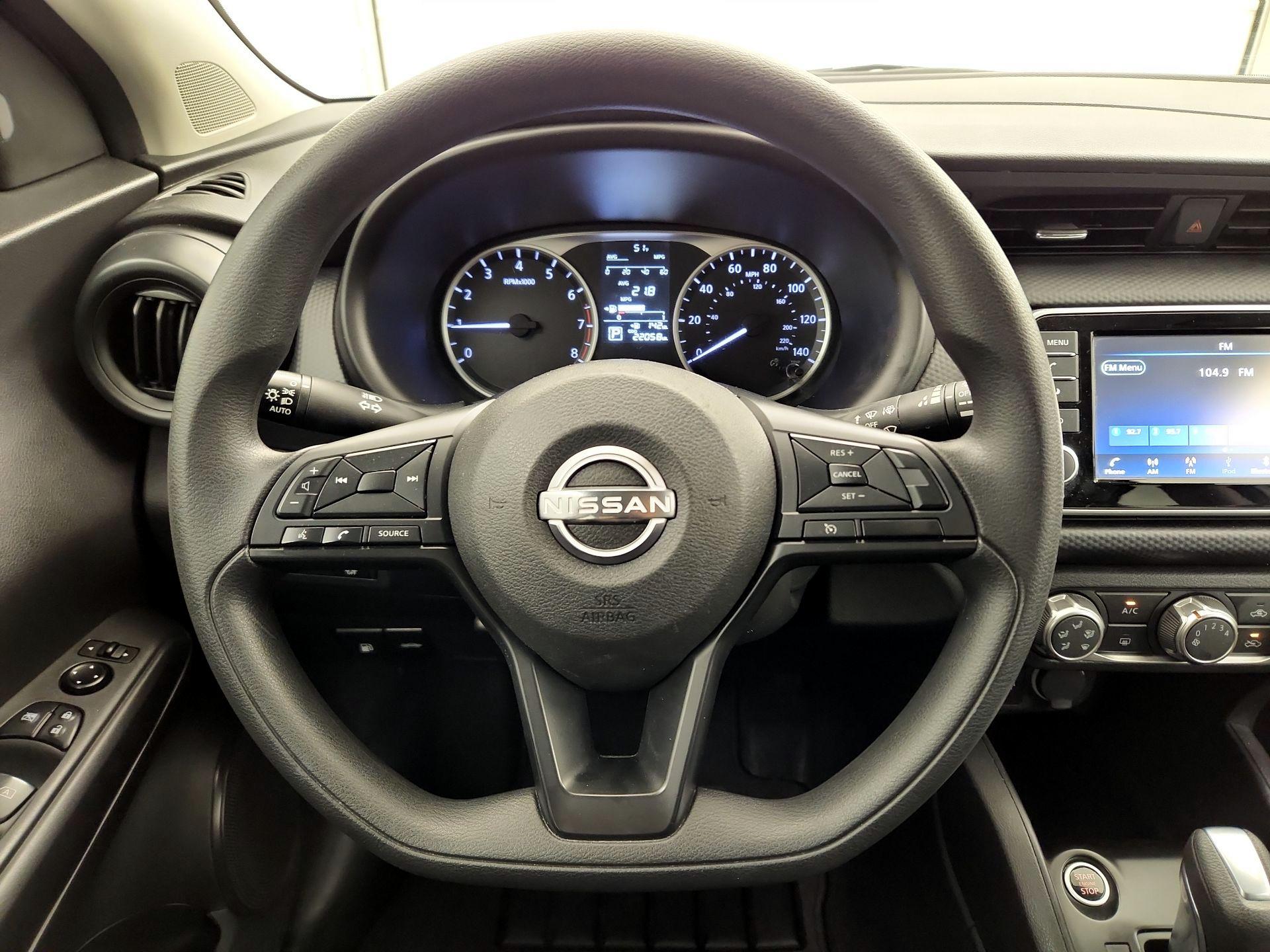 Thumbnail: 2023 Nissan Kicks - 10