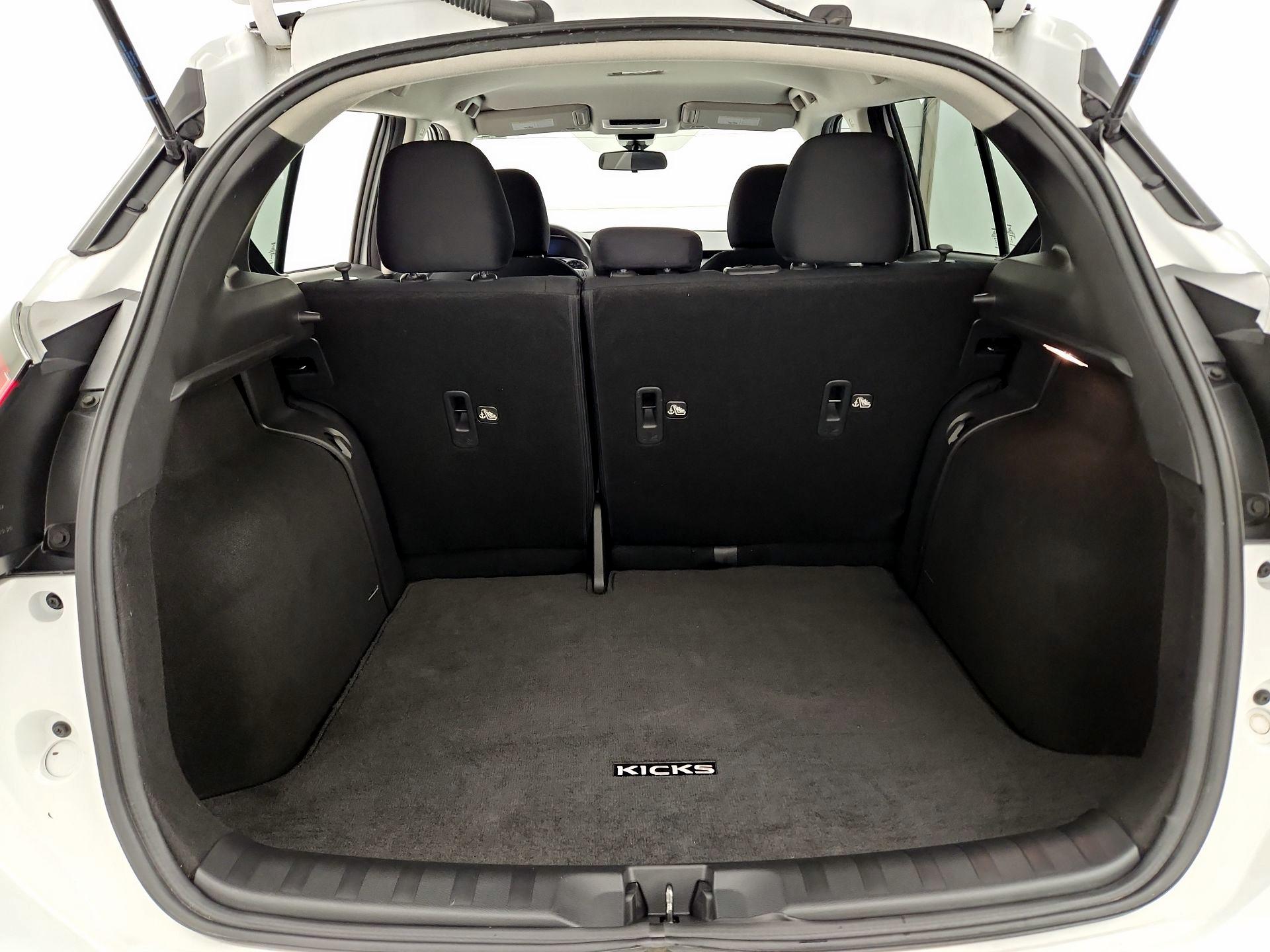 Thumbnail: 2023 Nissan Kicks - 20