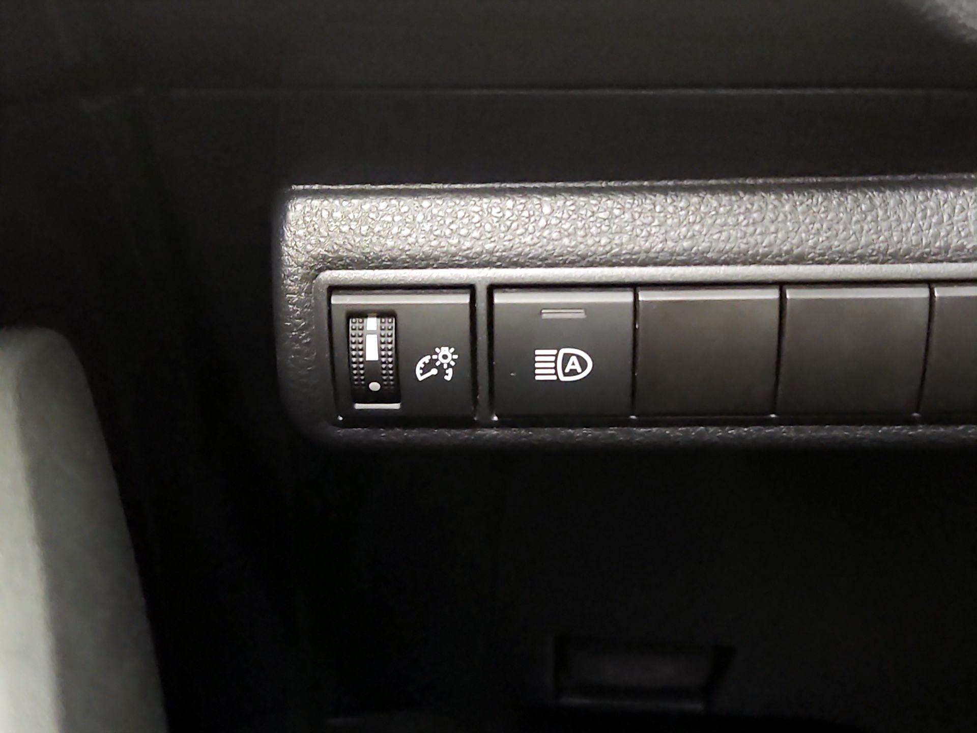 Thumbnail: 2024 Toyota Corolla - 13