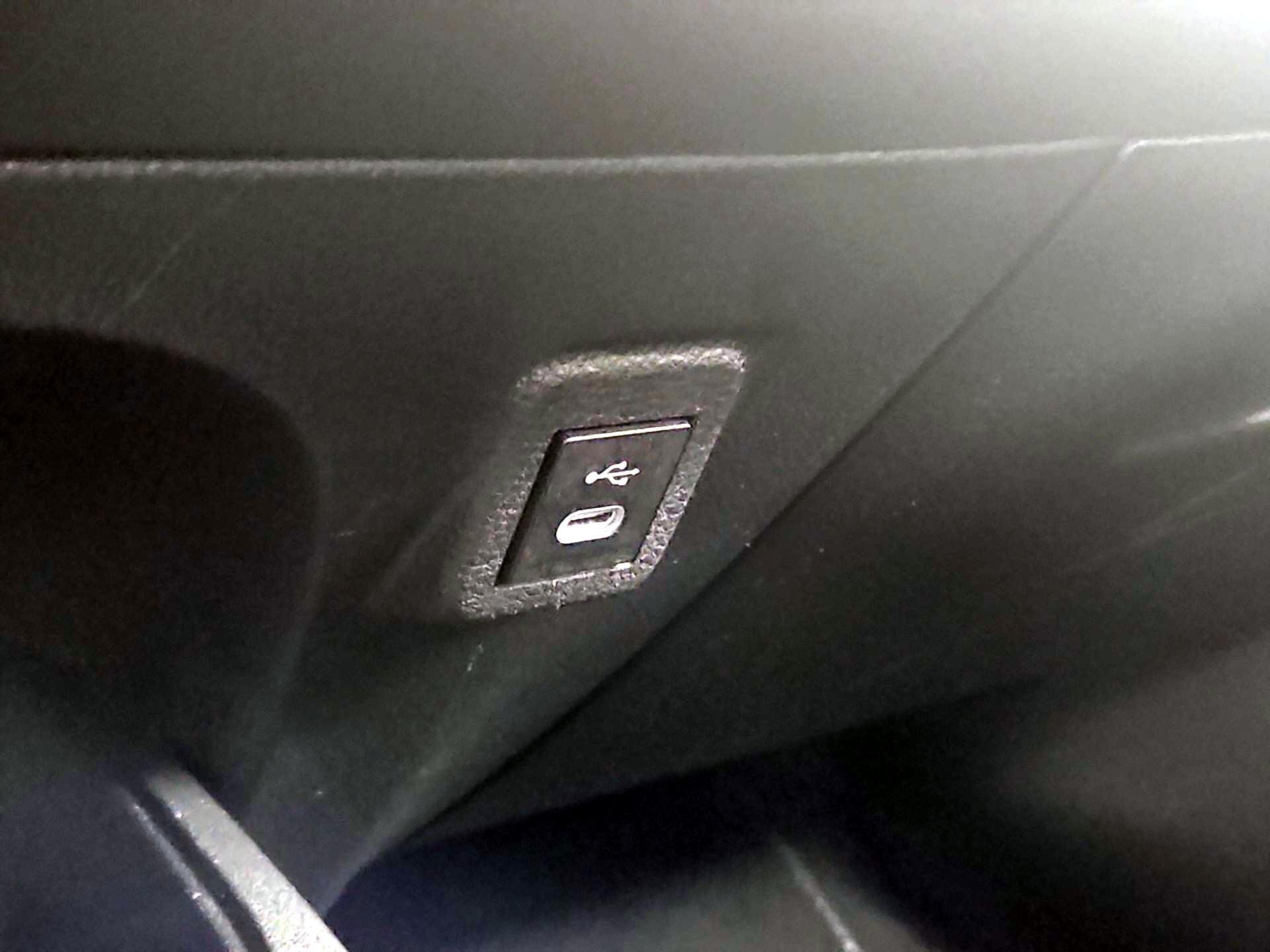 Thumbnail: 2024 Toyota Corolla - 19