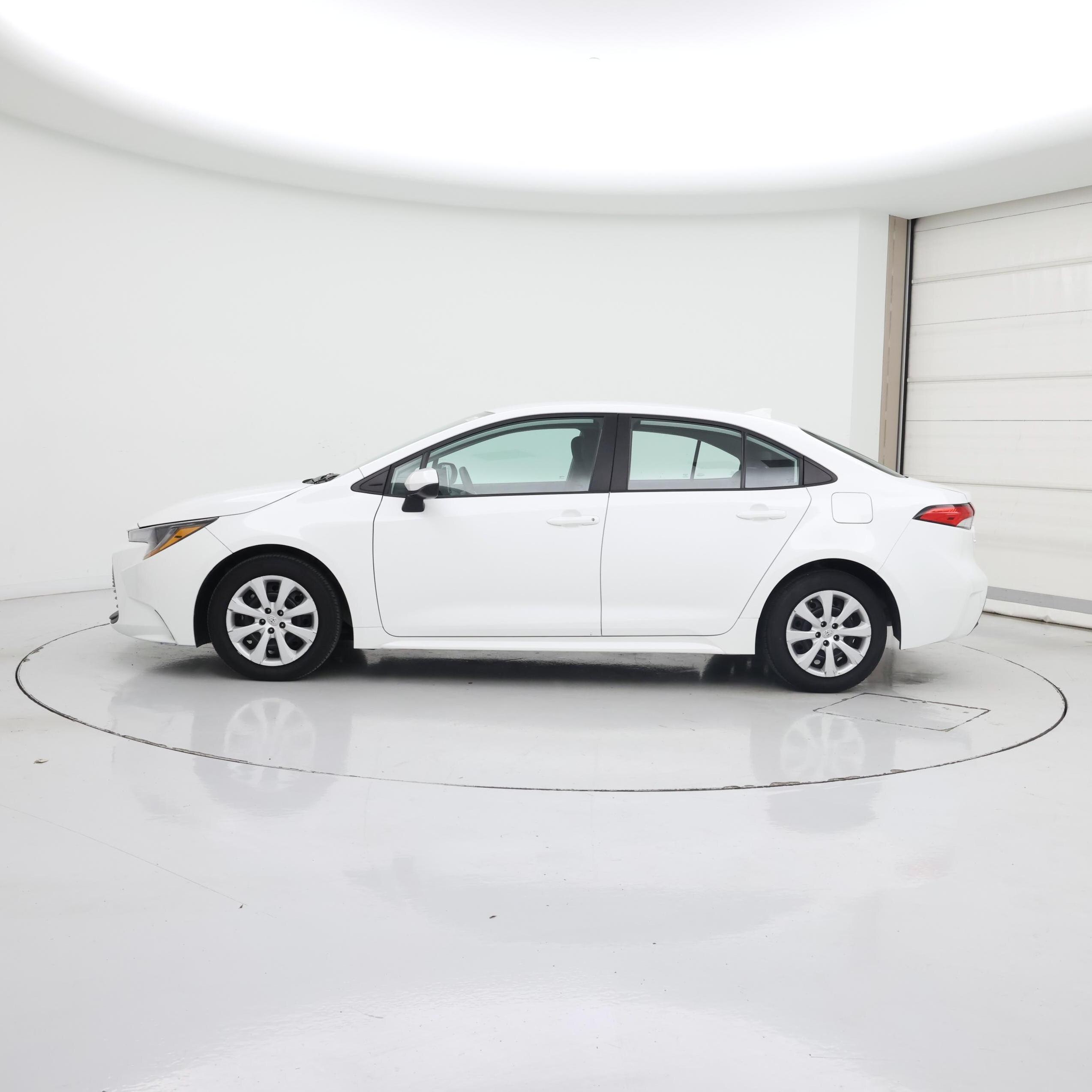 Thumbnail: 2024 Toyota Corolla - 3