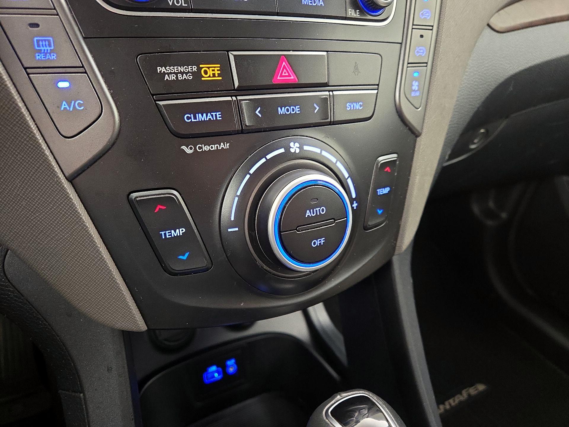 Thumbnail: 2017 Hyundai Santa Fe - 16