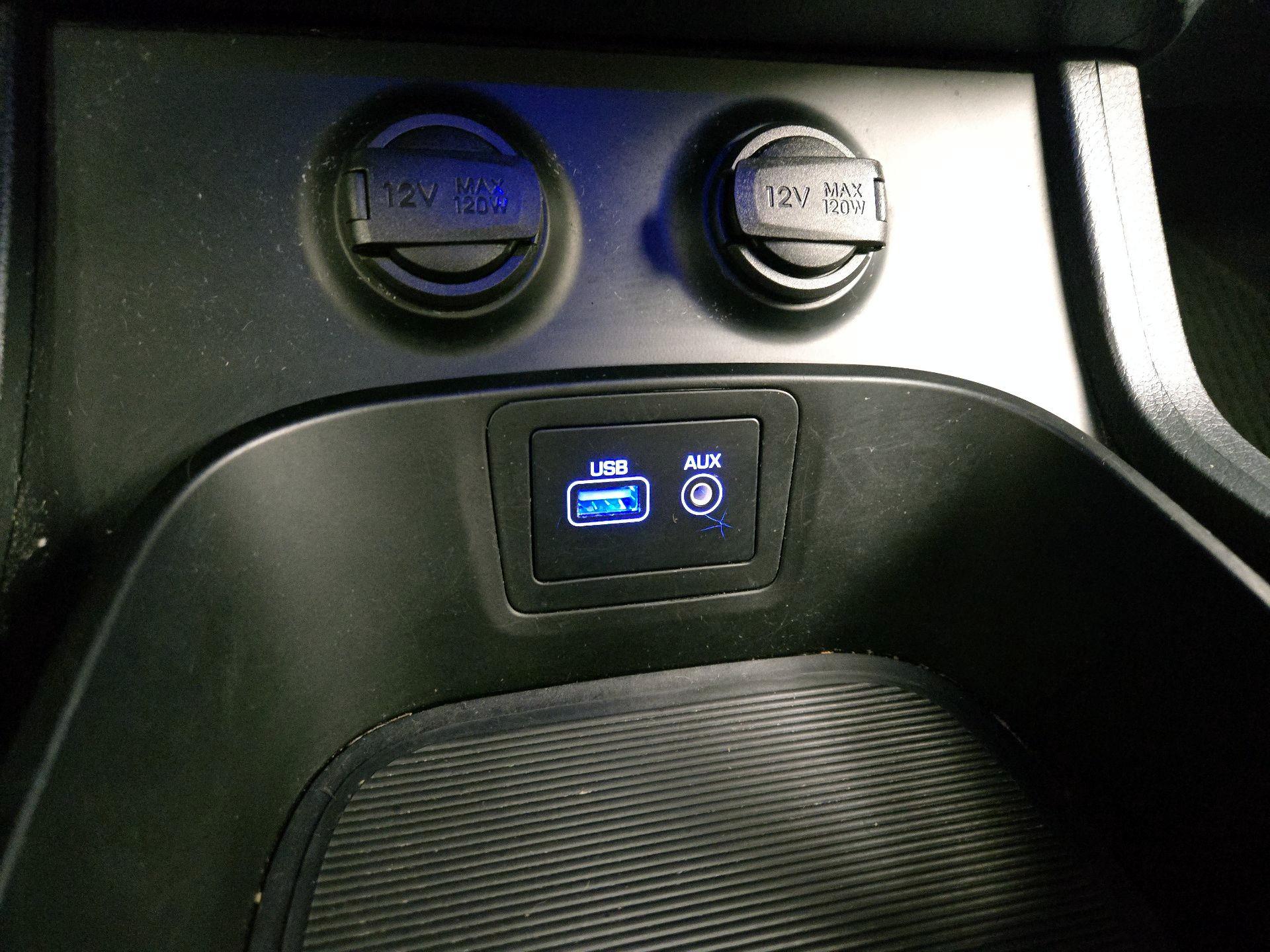 Thumbnail: 2017 Hyundai Santa Fe - 18