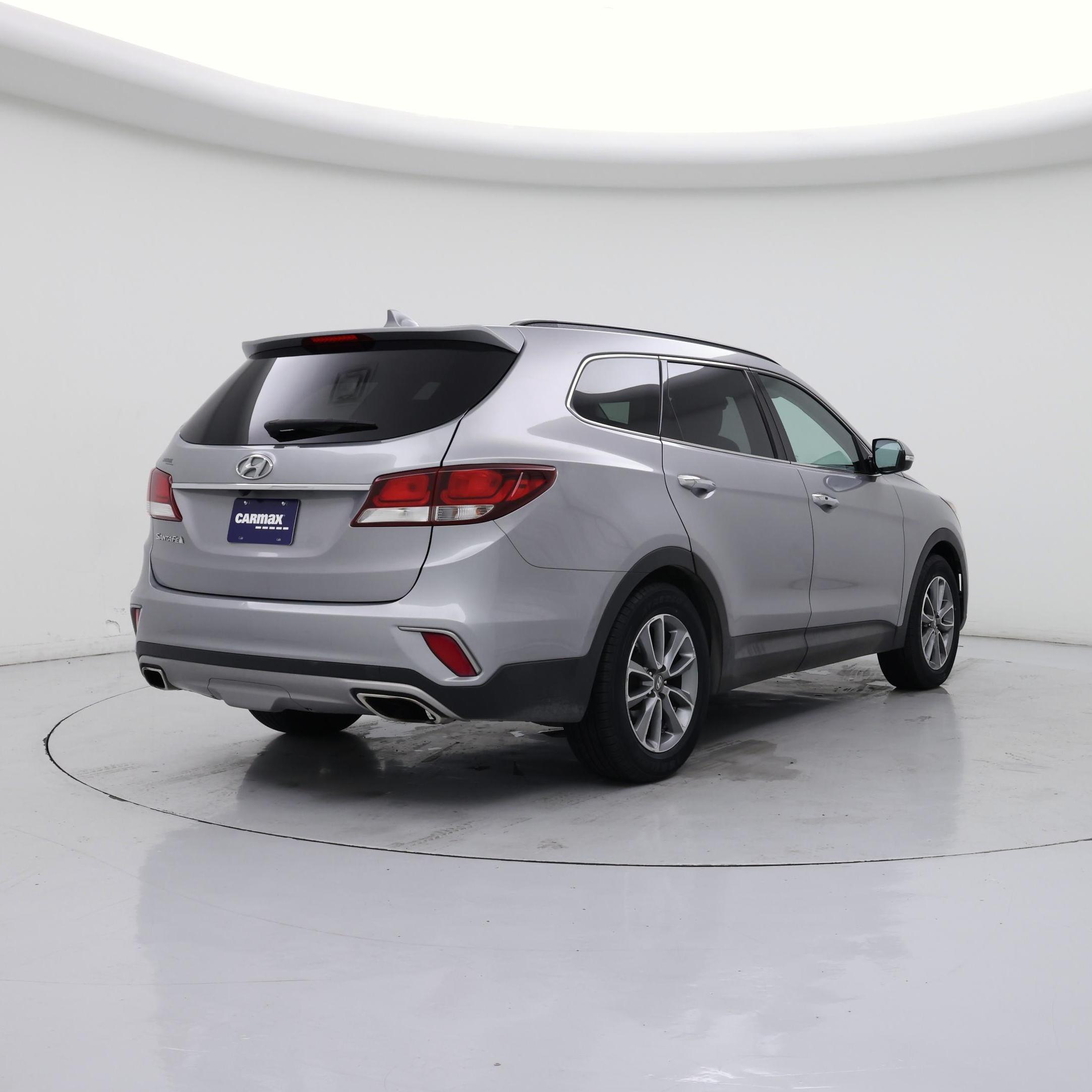 Thumbnail: 2017 Hyundai Santa Fe - 8